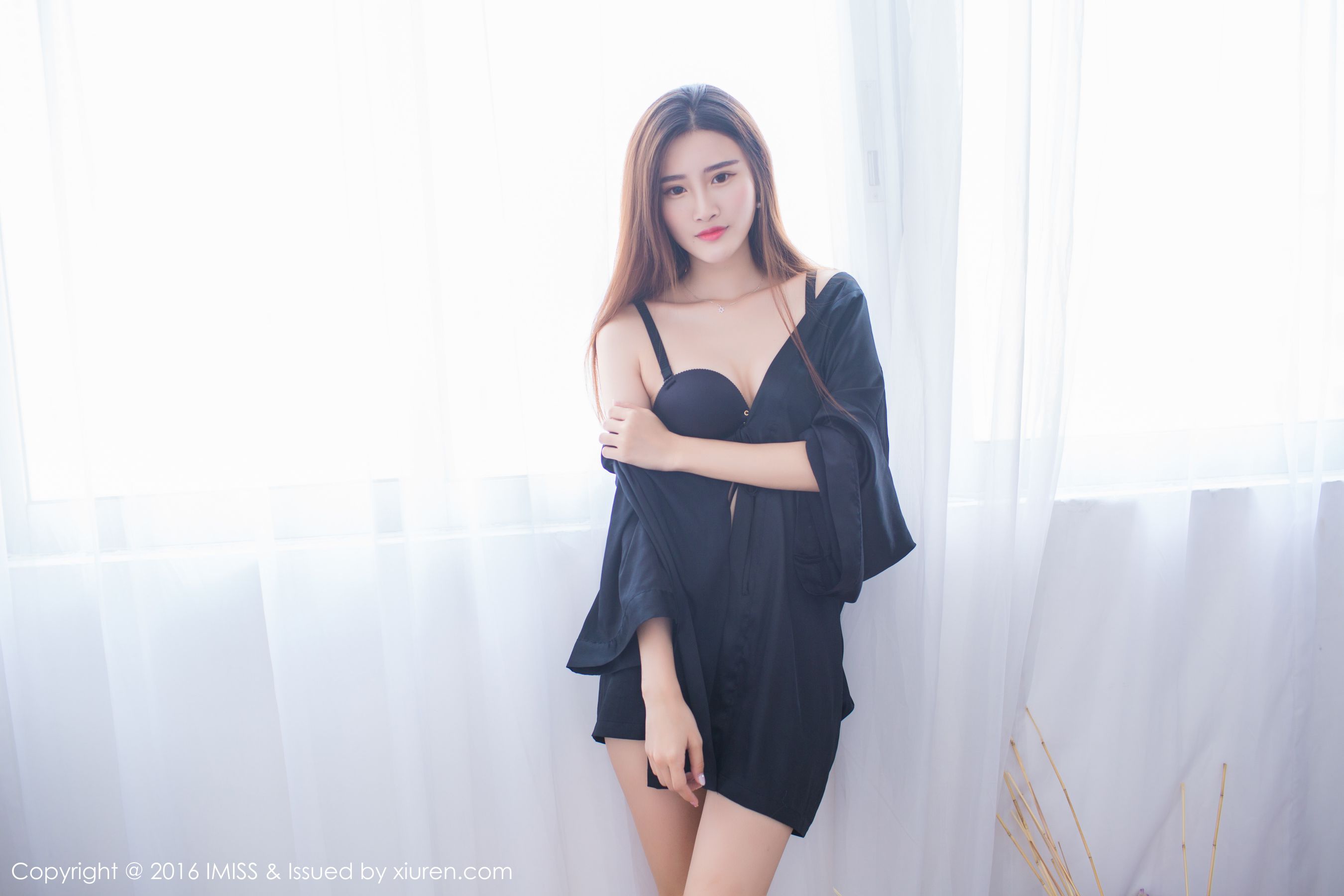 格格污巫《温文尔雅、小家碧玉型美女》 [爱蜜社IMiss] Vol.135_第4张