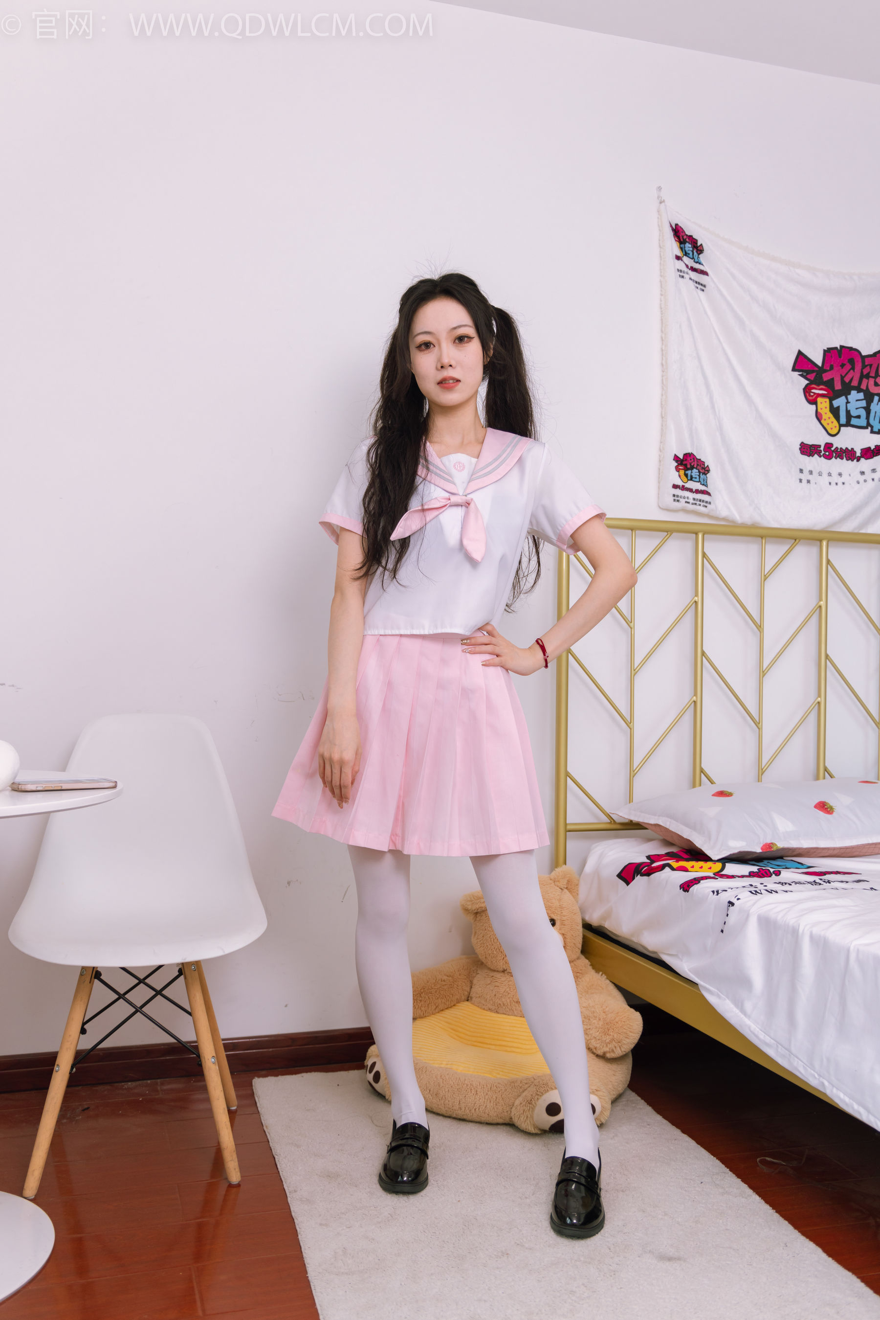 物恋传媒 No.1456 康康-神秘向日葵_第1张