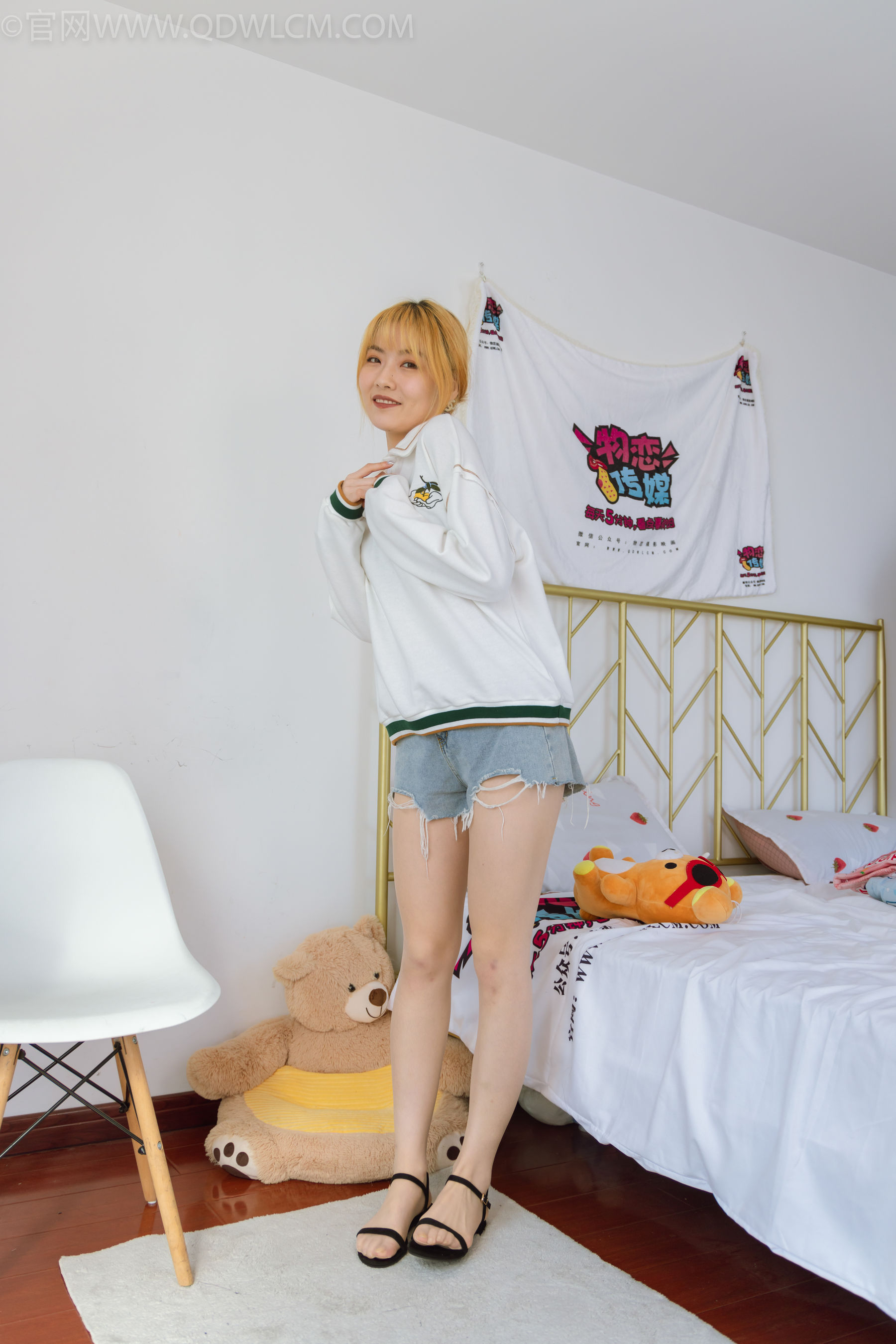 物恋传媒 No.1434 盲盒_第1张