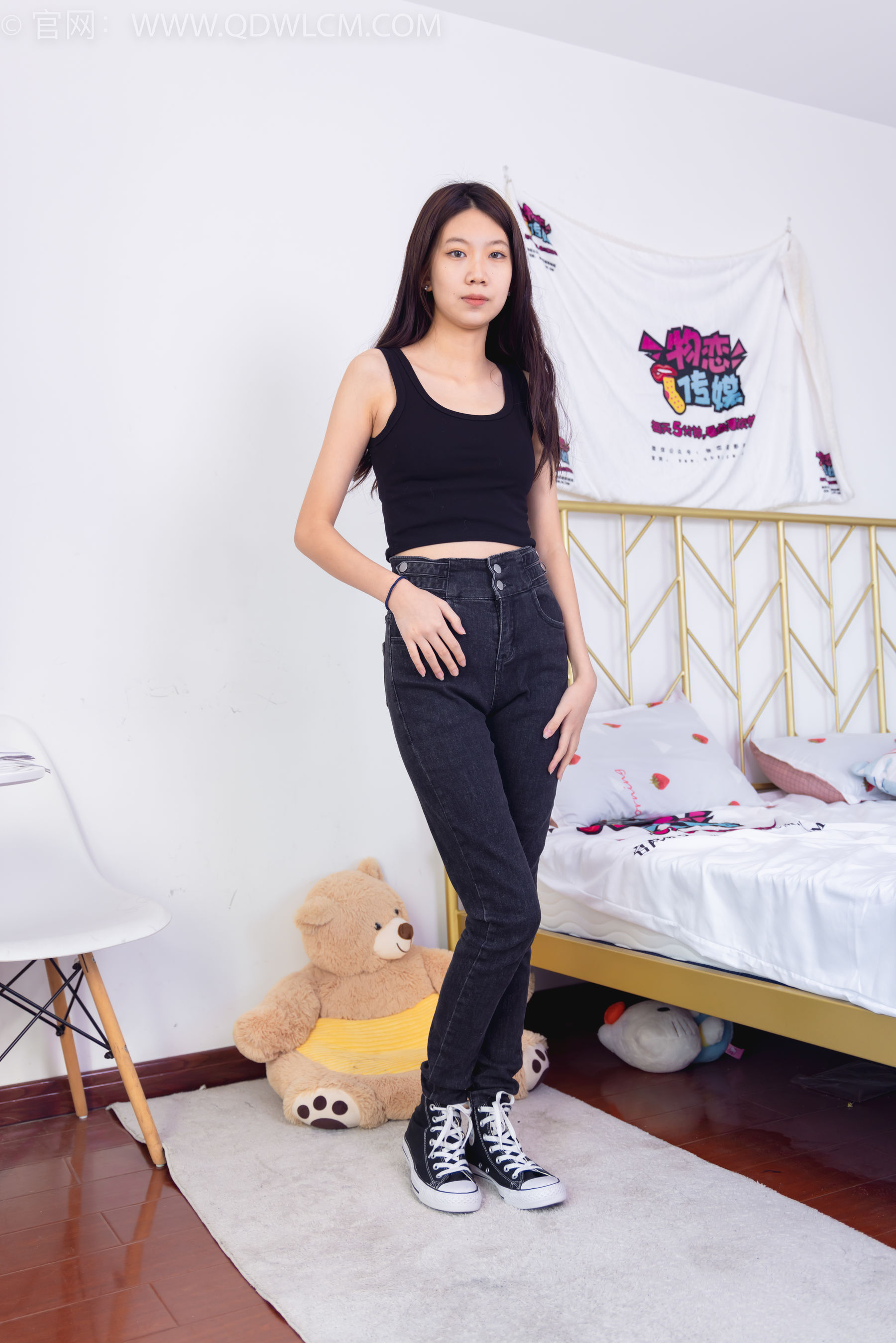 物恋传媒 No.1452 纤纤-春天的芽_第1张