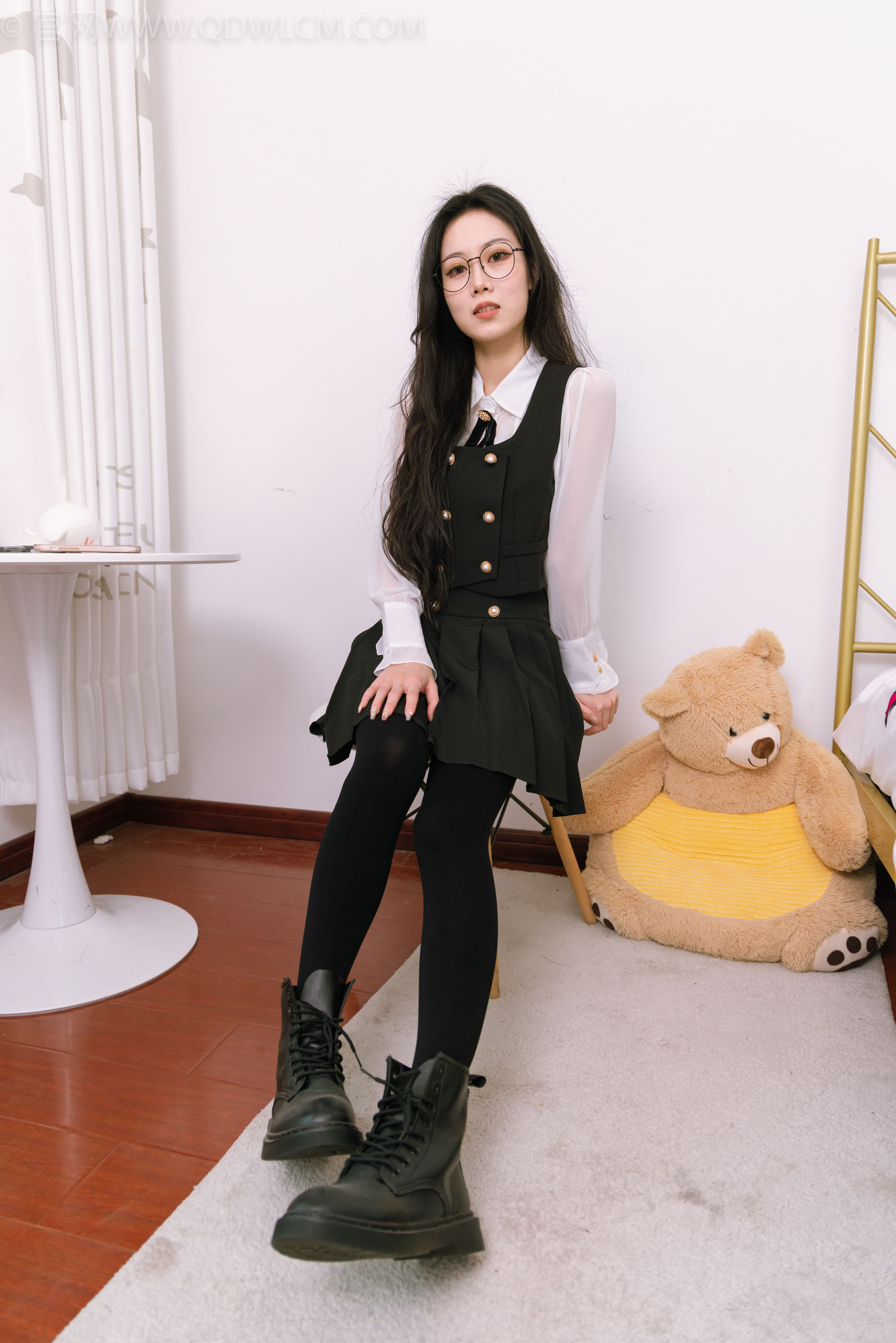 物恋传媒 No.1443 康康-兔年小红袜_第4张