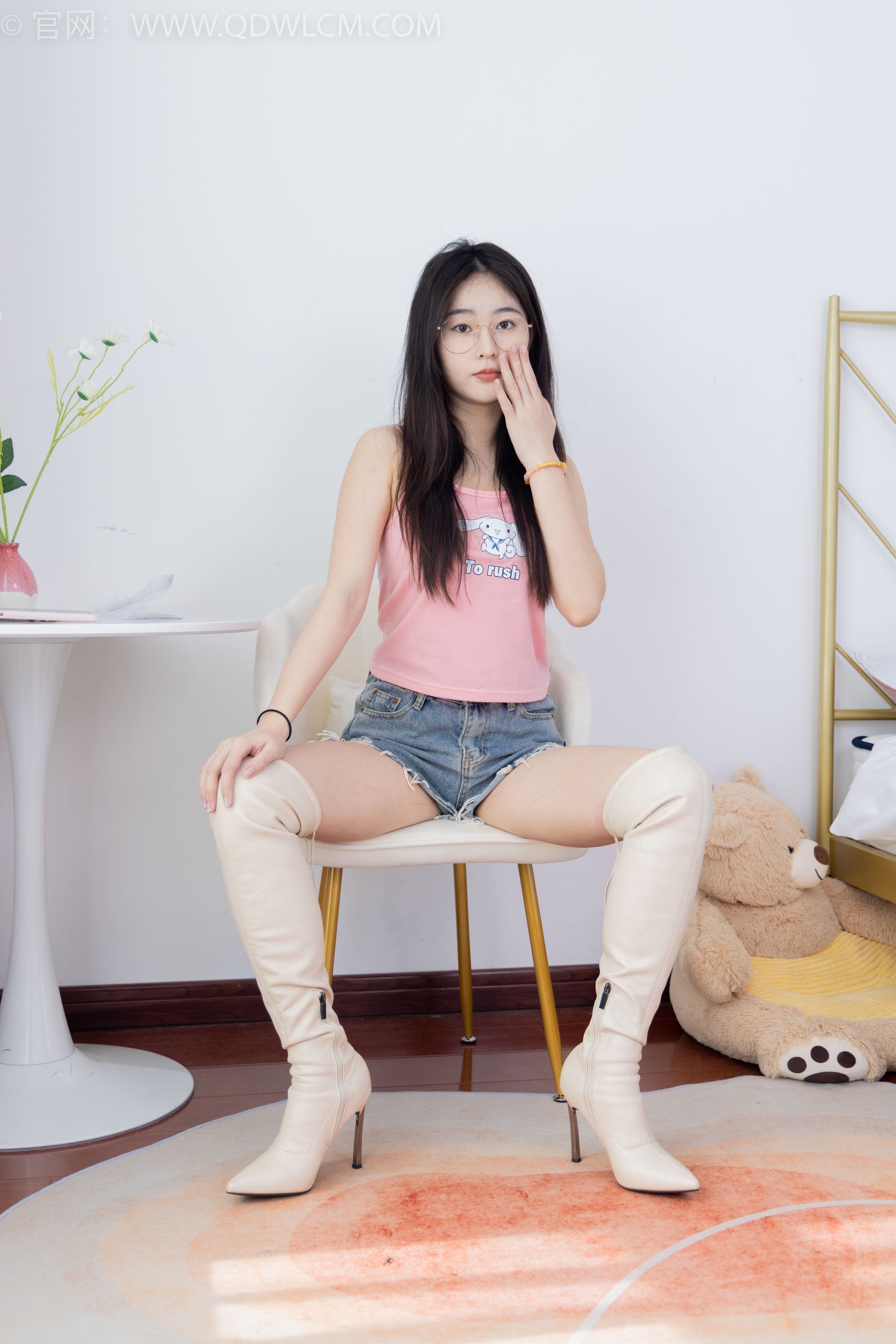 物恋传媒 No.1519 美兔-机车少女_第2张