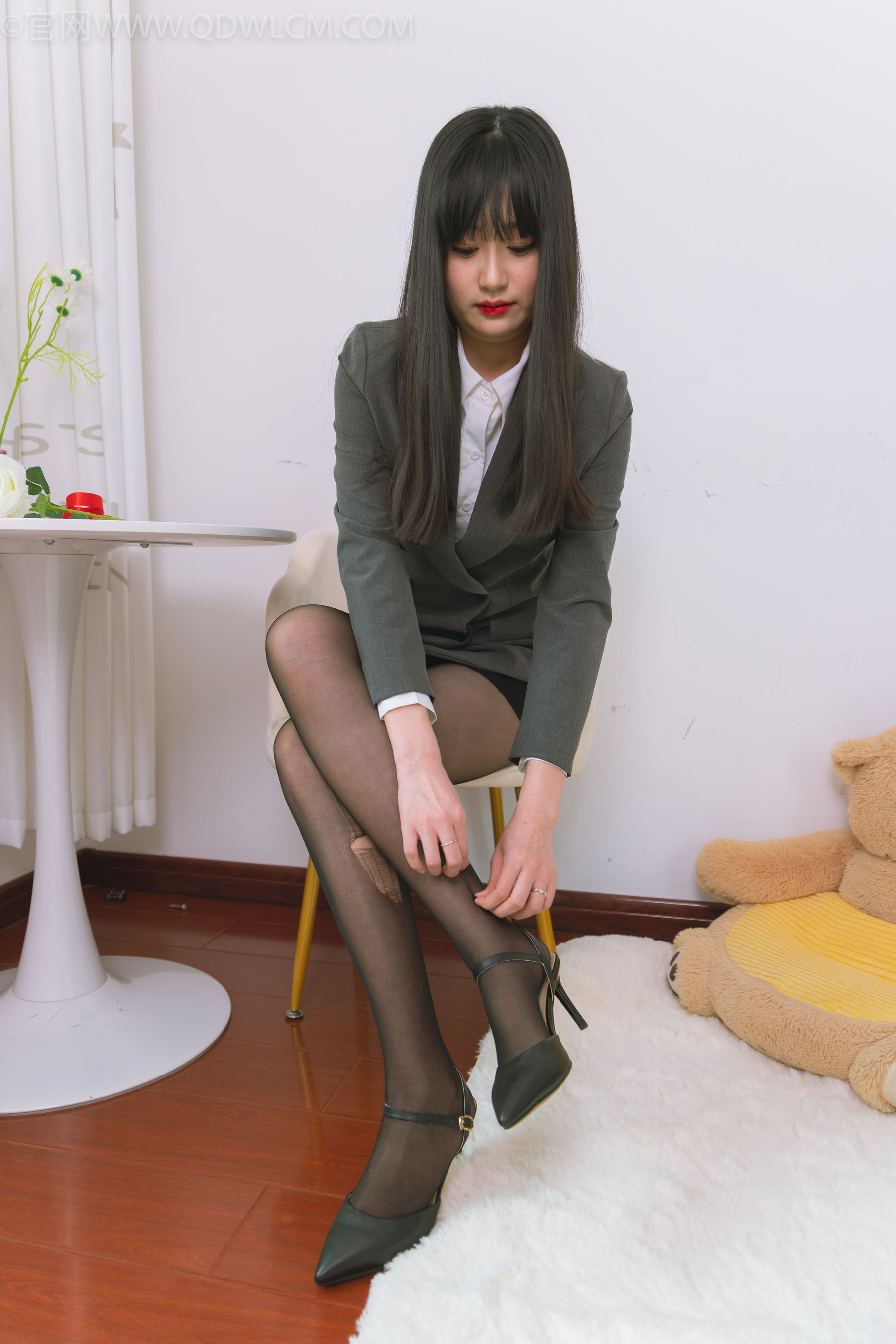 物恋传媒 No.1513 小敏-黑色时光_第2张