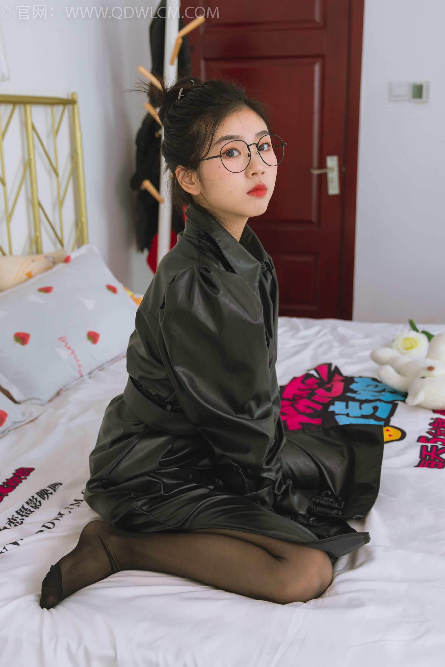 物恋传媒 No.1510 米米-深邃的光_第3张