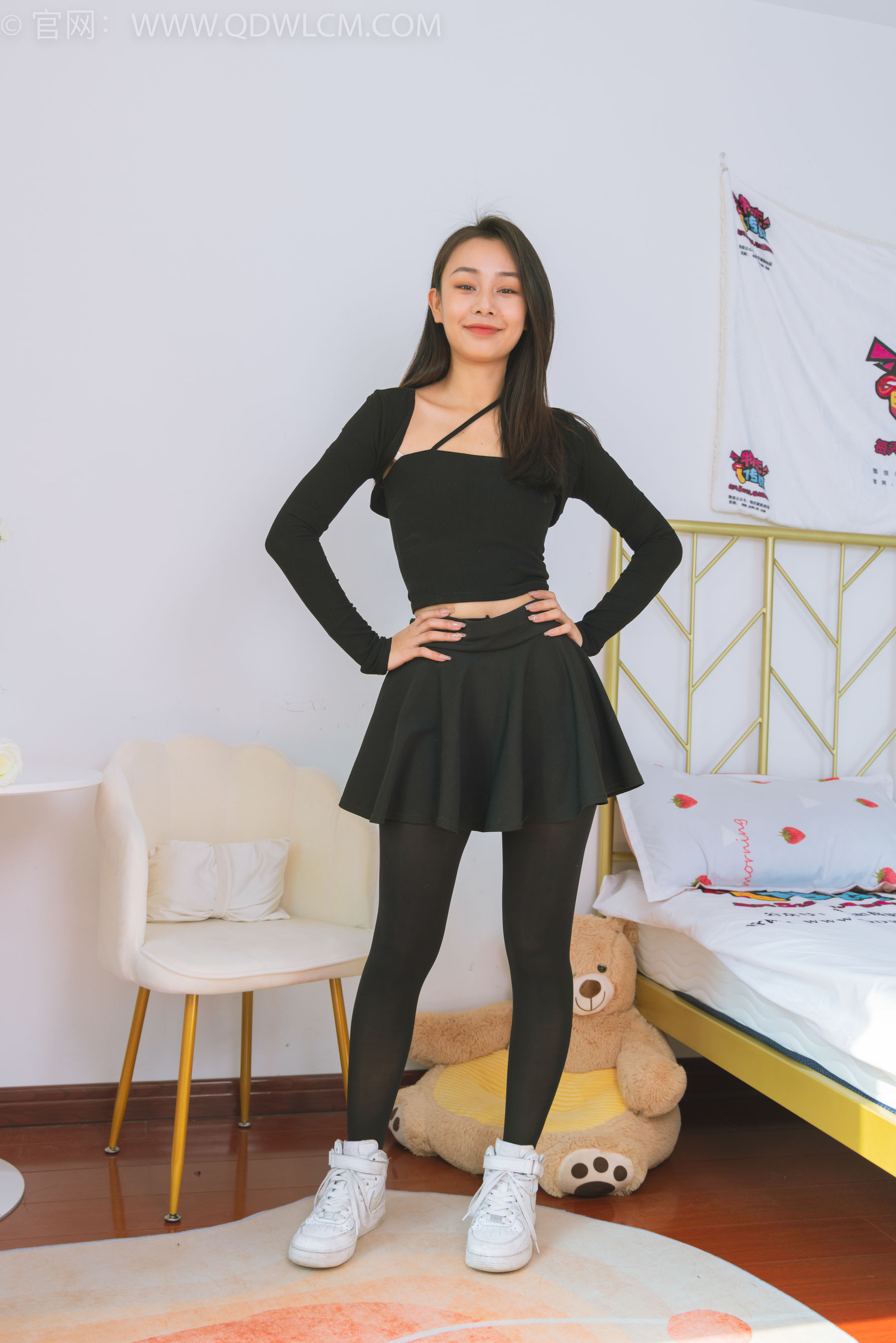 物恋传媒 No.1521 岚岚-黑色风情_第2张