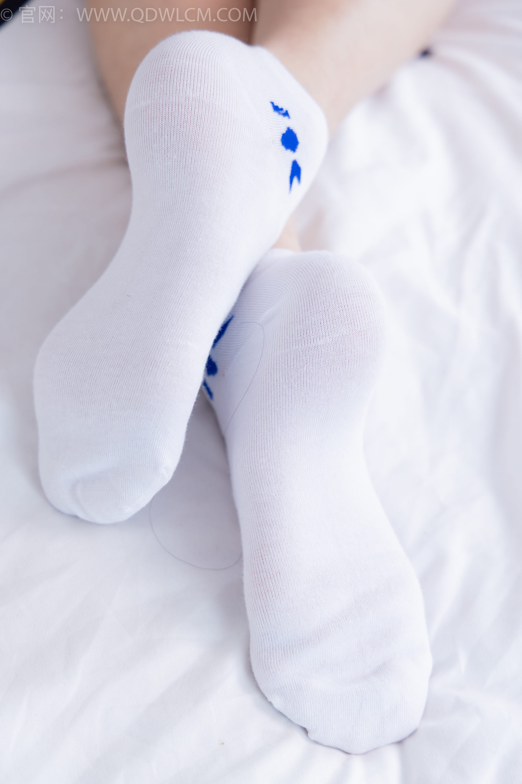 物恋传媒 No.1583 茯苓-新人驾到_第1张