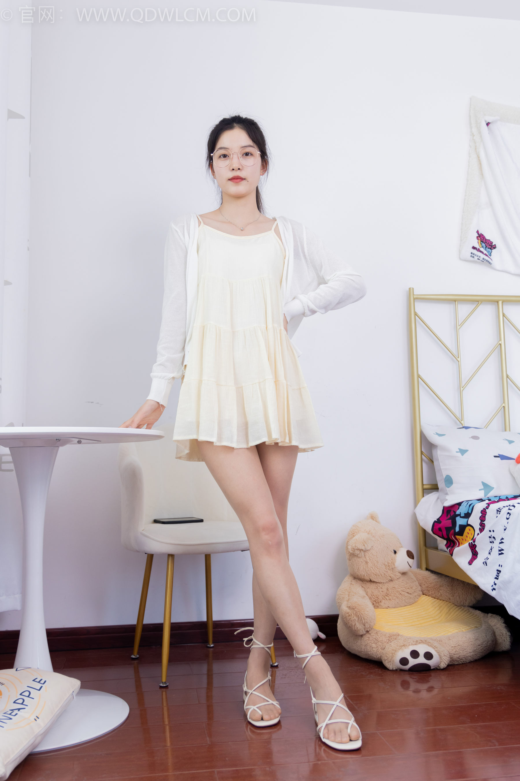 物恋传媒 No.1622 茯苓-勇敢追逐_第2张