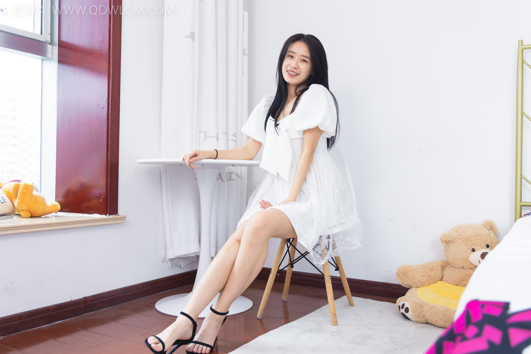 物恋传媒 No.1624 菜菜-认真的雪_第2张