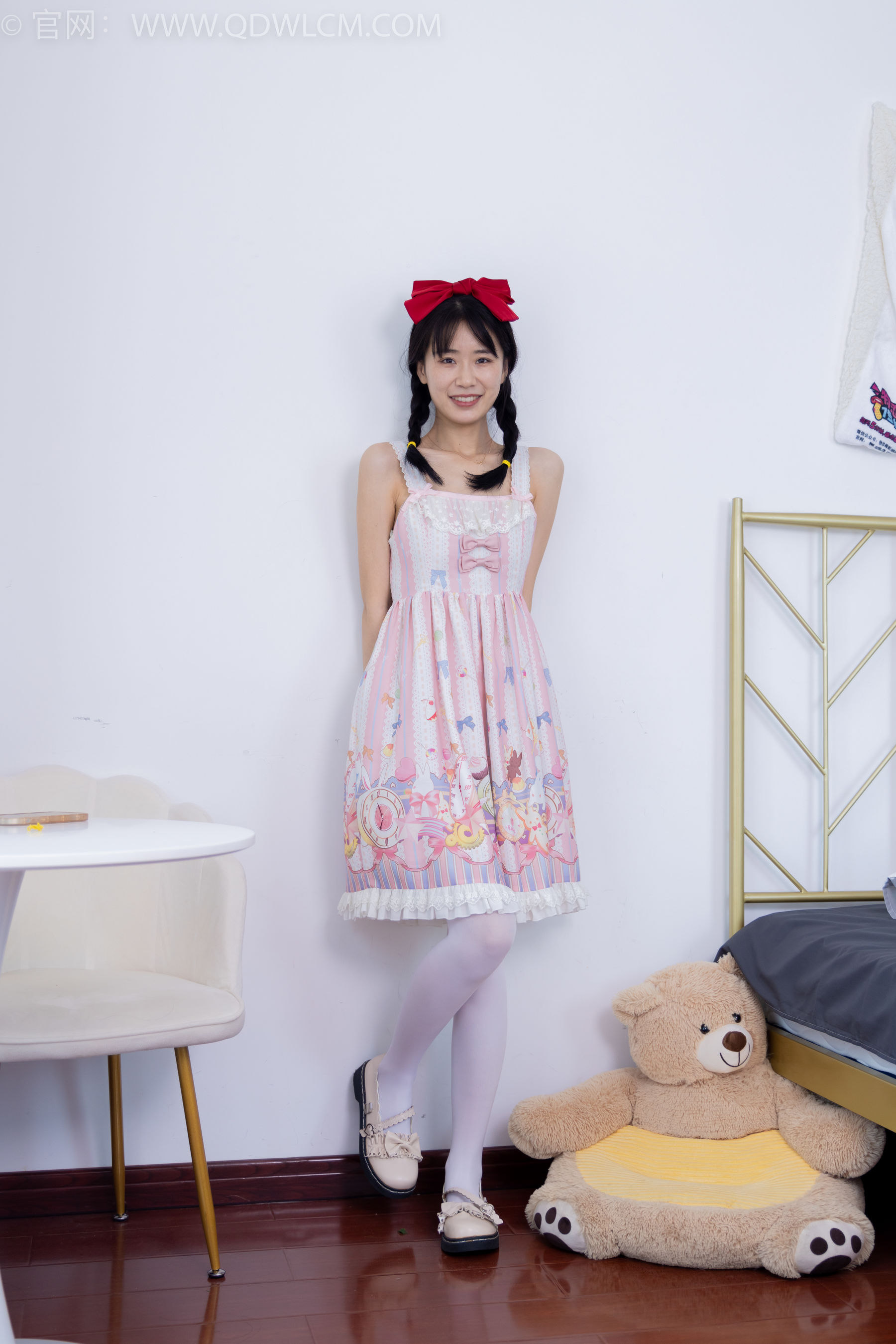 物恋传媒 No.1634 菜菜 -粉红少女_第1张