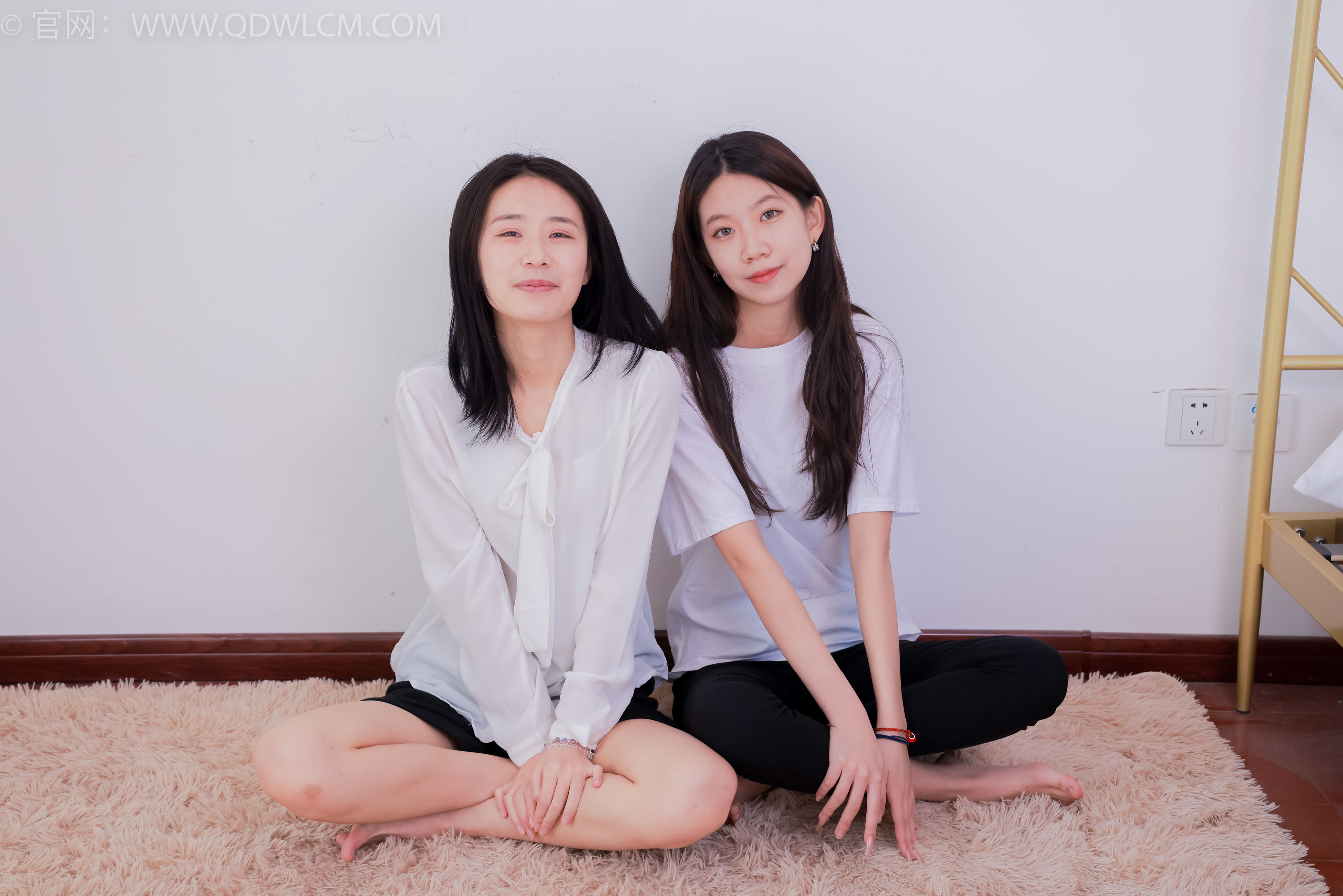 物恋传媒 No.1657 菜菜&纤纤 -闪烁的星星_第3张