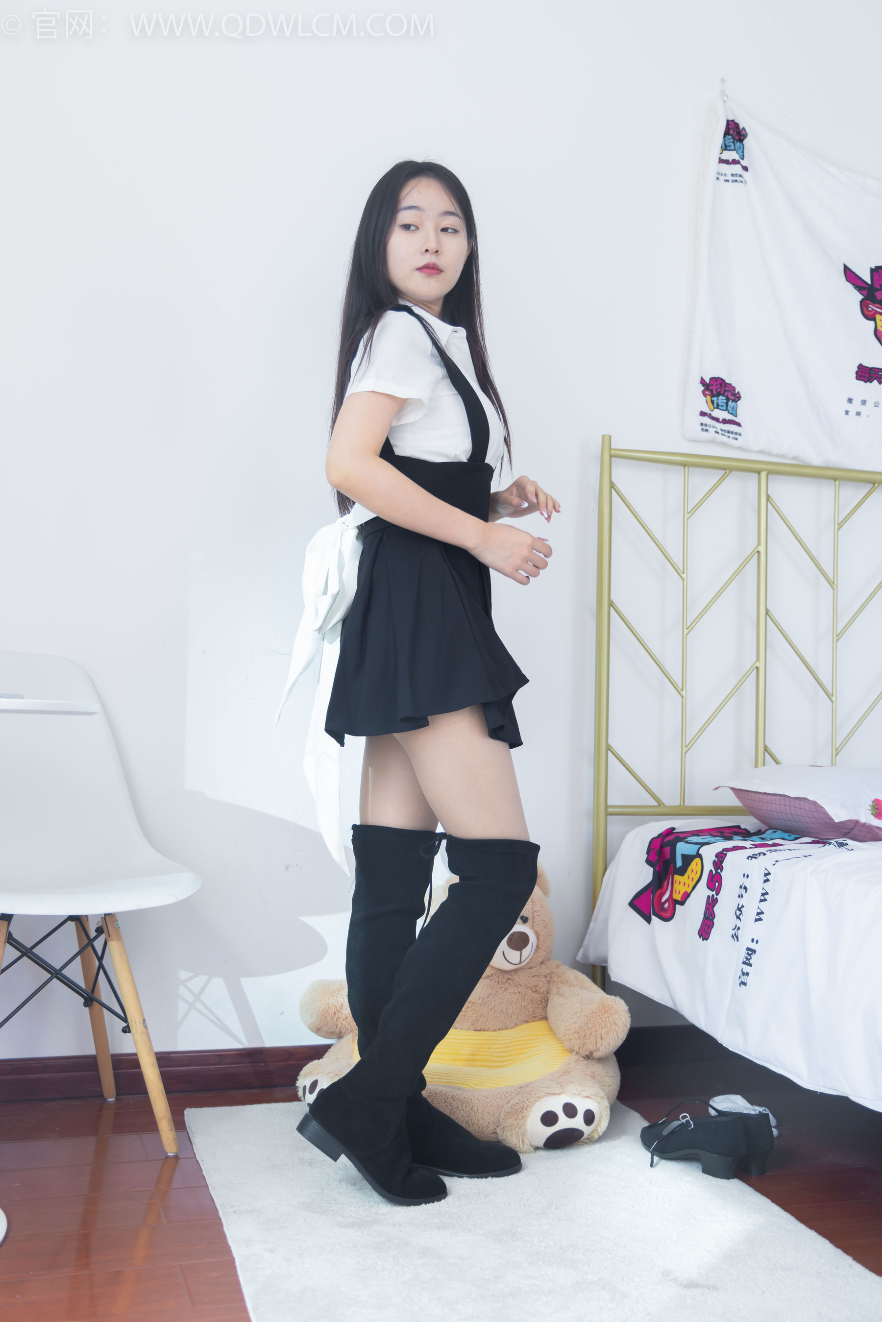 物恋传媒 No.1671 美兔 - 办公的一天_第1张