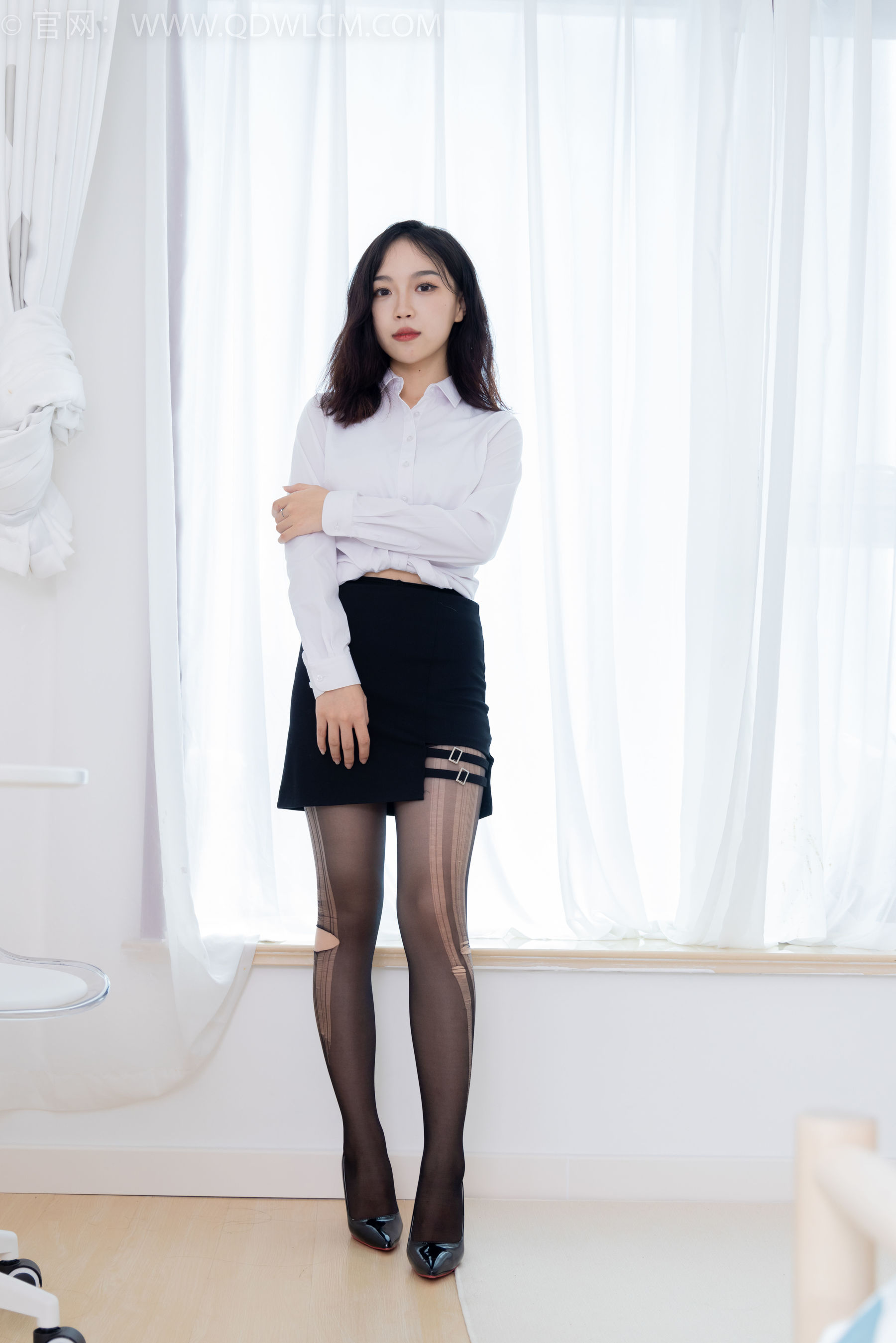 物恋传媒 No.1711 纱纱 - 不留遗憾_第1张