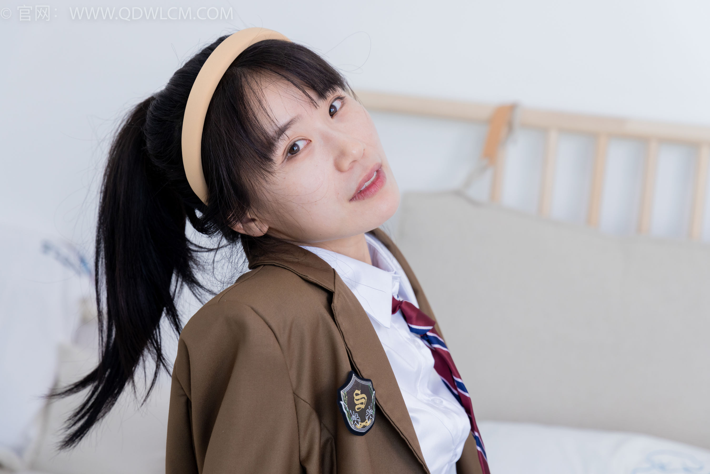 物恋传媒 No.1713 菜菜 - 可爱兔兔_第2张