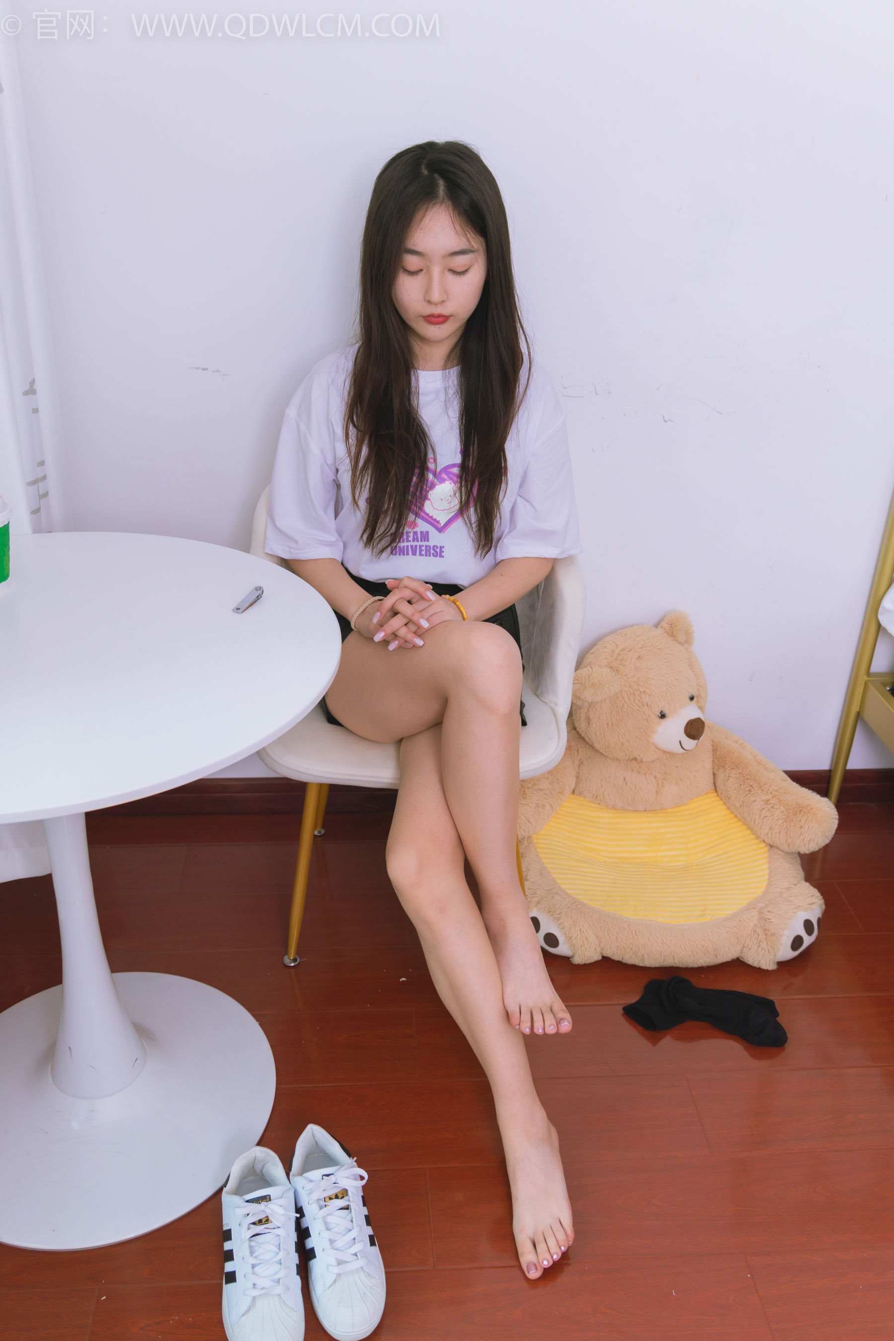 物恋传媒 No.1716 美兔 - 纯白山茶花_第3张