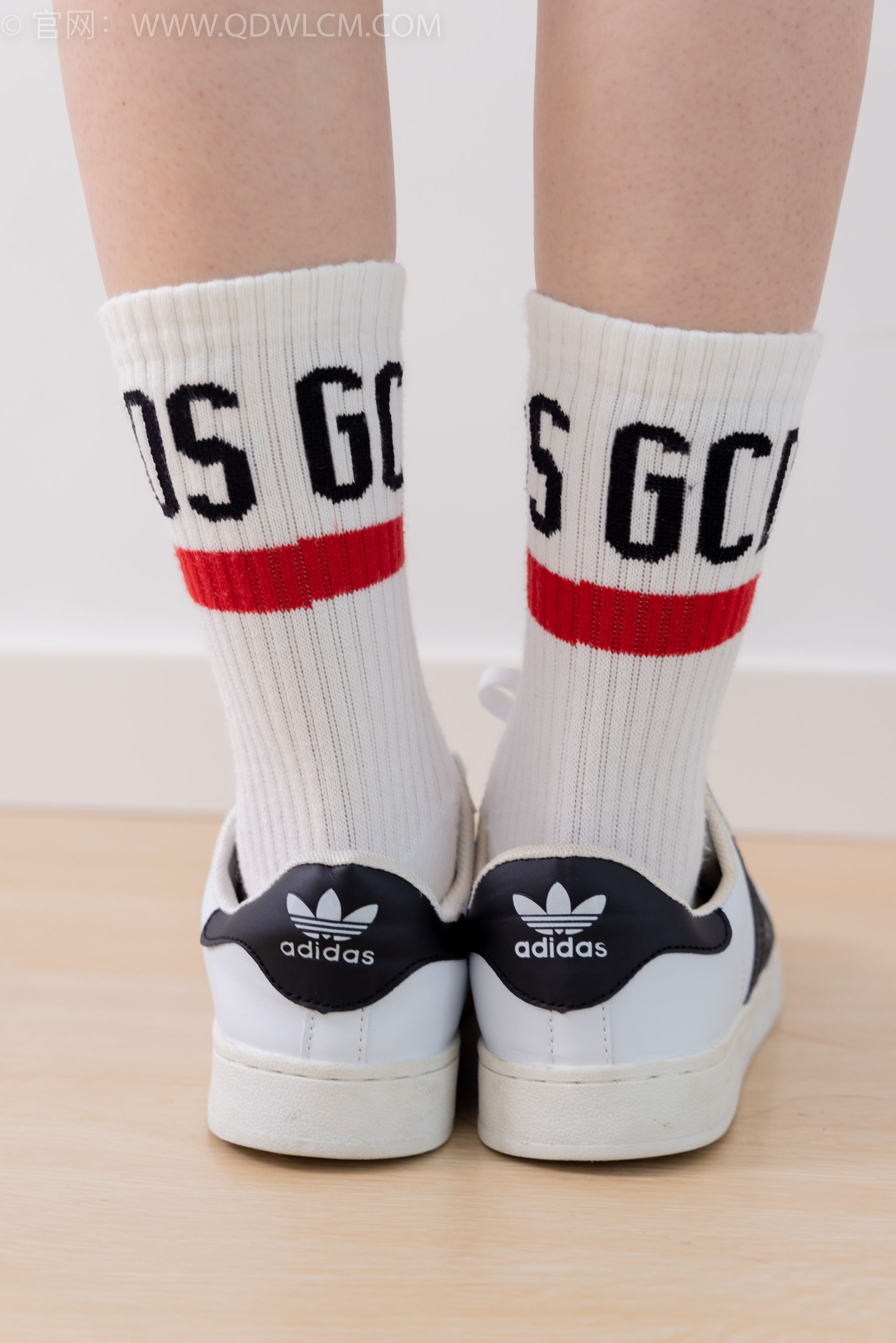 物恋传媒 No.1718 柚子 - 夏夜晚风_第1张