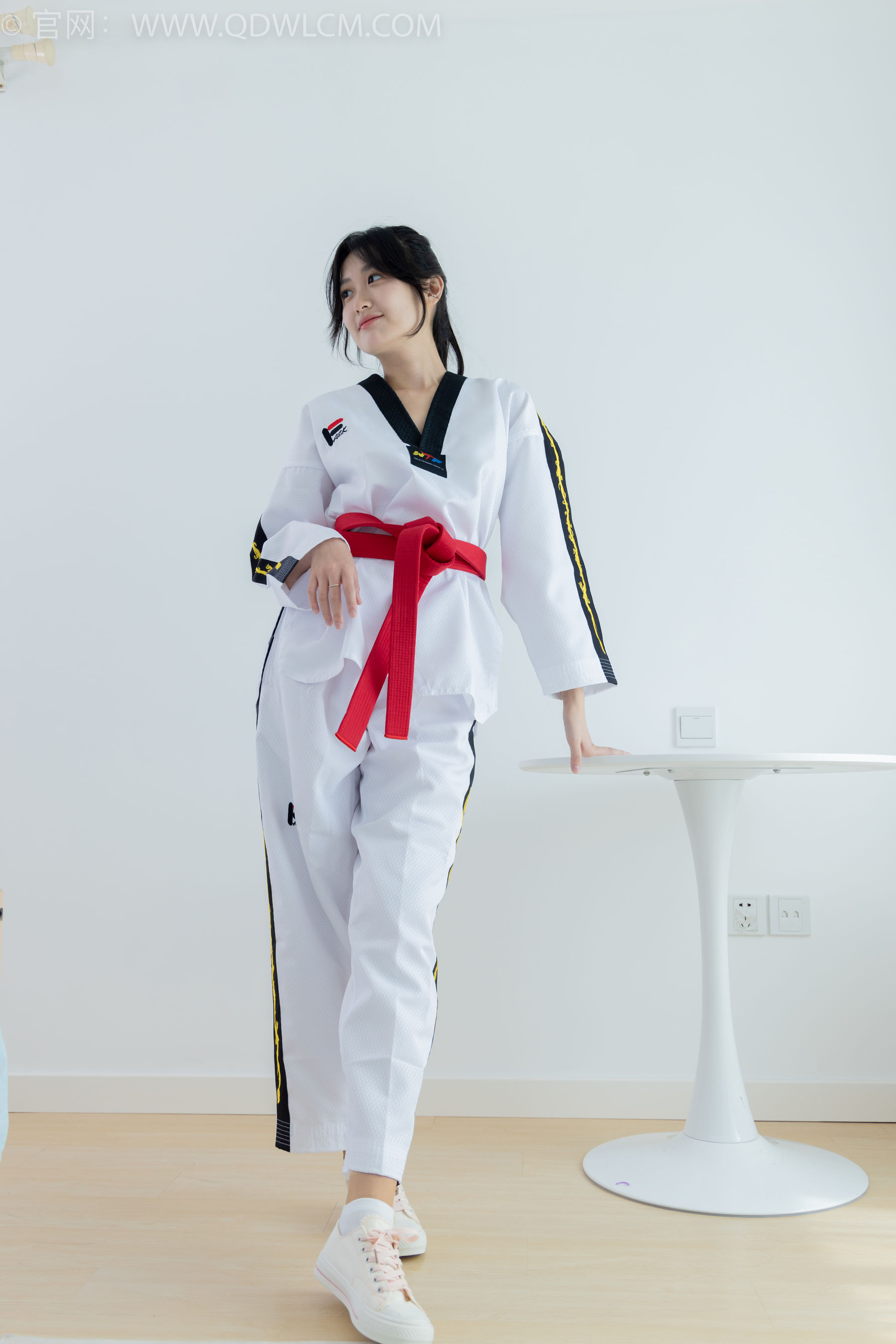 物恋传媒 No.1726 小敏 - 爱的抛物线_第1张