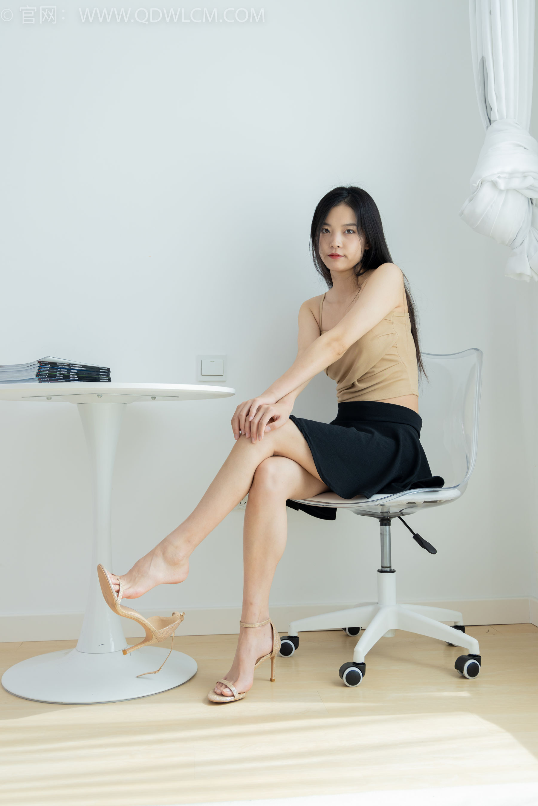 物恋传媒 No.1727 茯苓 - 回忆的沙漏_第1张