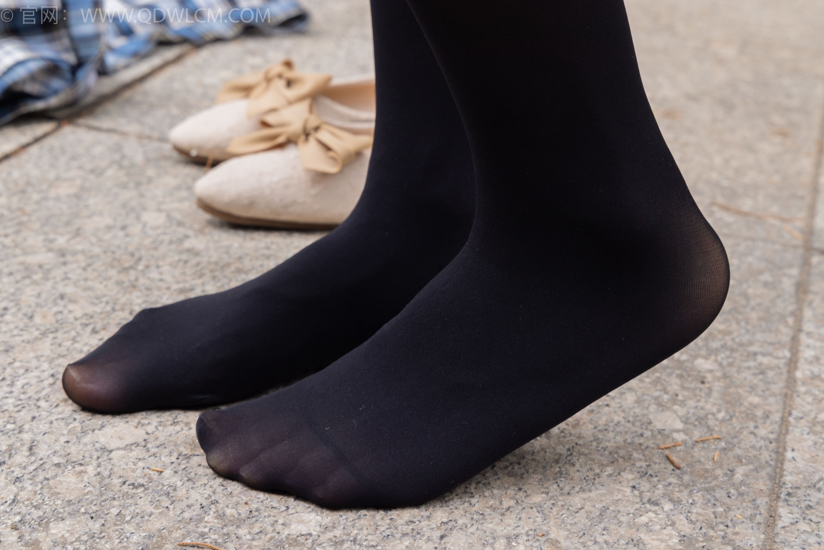 物恋传媒 No.1743 青柠 - 秋日游园_第5张