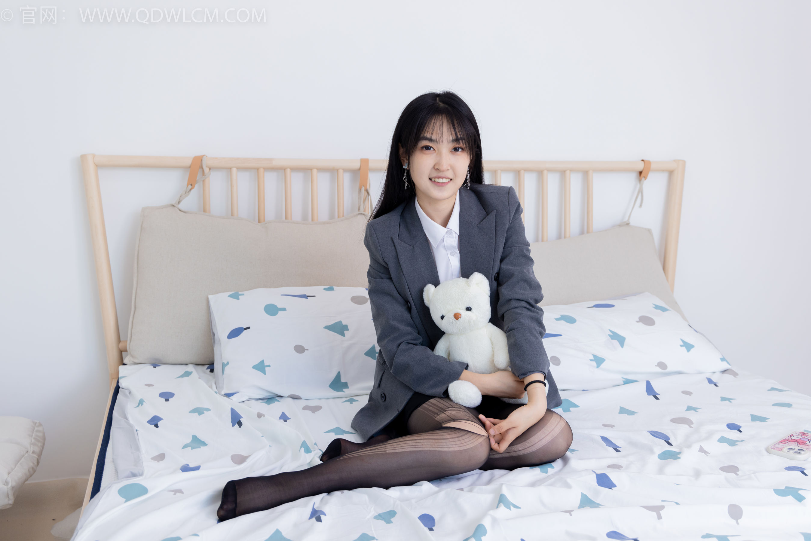 物恋传媒 No.1750 嘉木 - 寂静的海_第2张