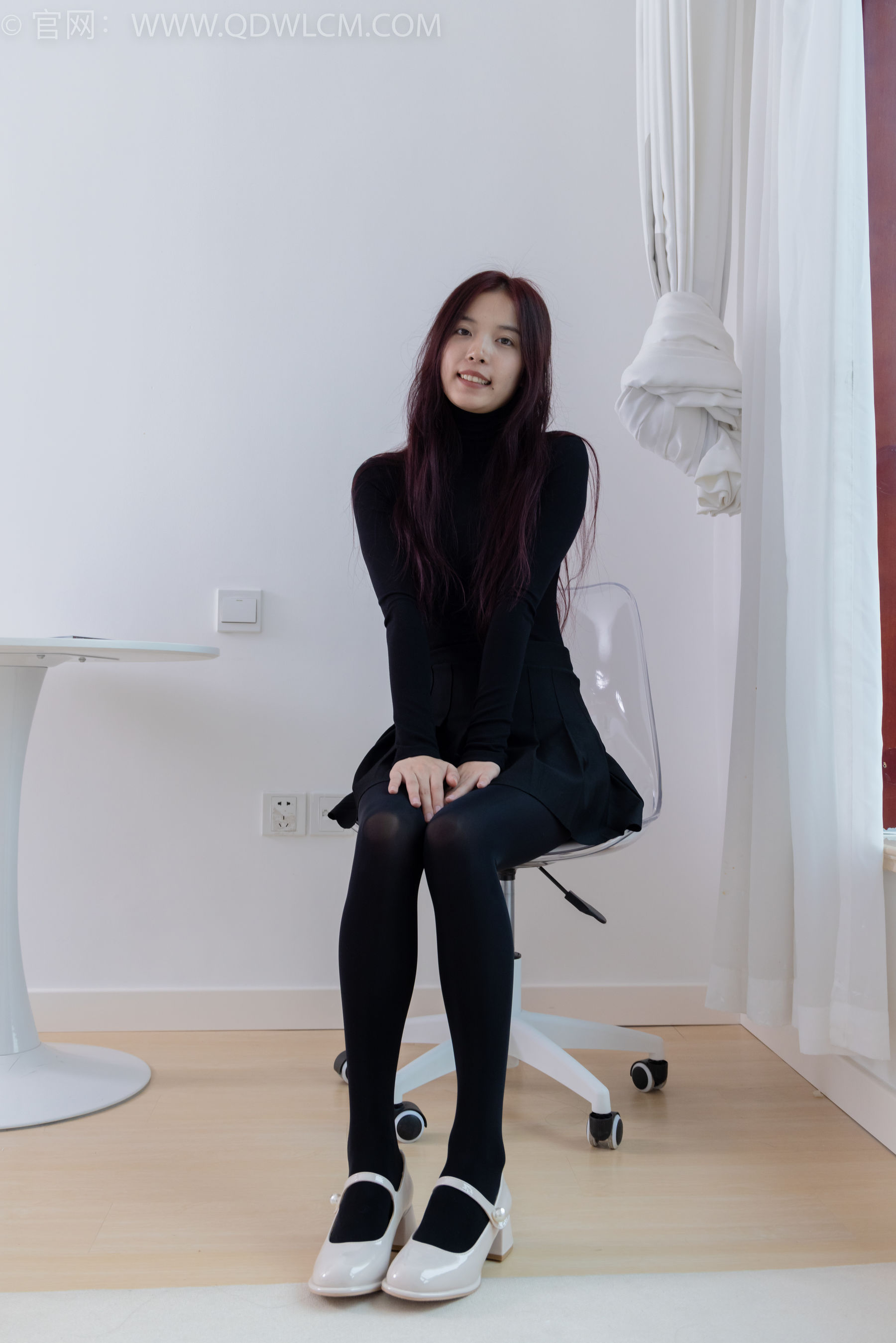 物恋传媒 No.1755 茯苓 - 飞鸟和蝉_第1张