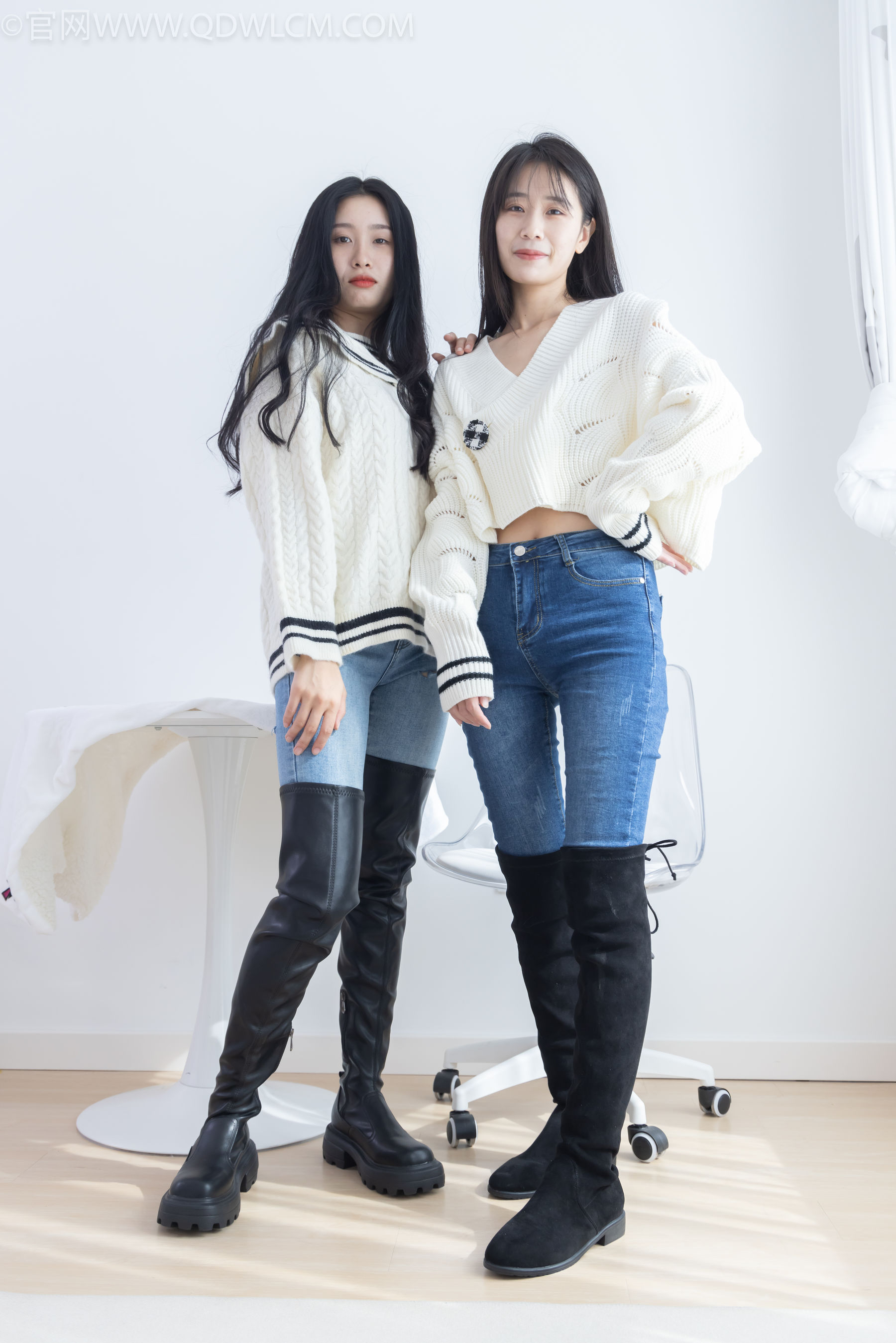 物恋传媒 No.1913 菜菜&绒绒 -牛奶棉花糖_第1张