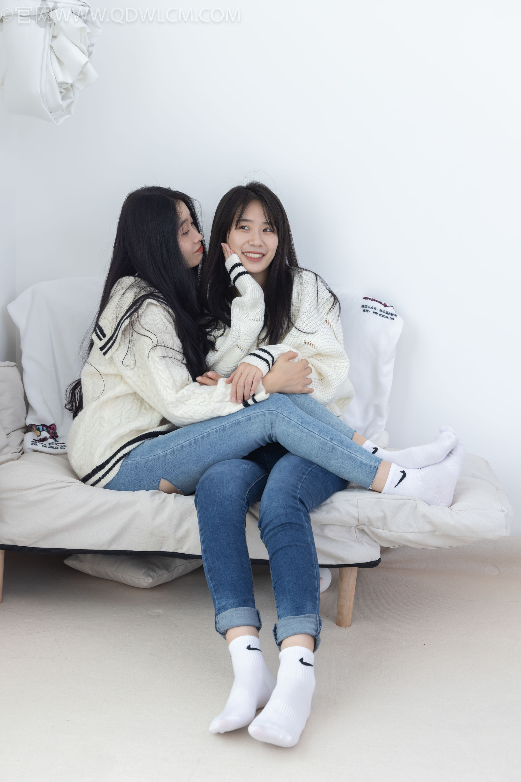 物恋传媒 No.1913 菜菜&绒绒 -牛奶棉花糖_第3张