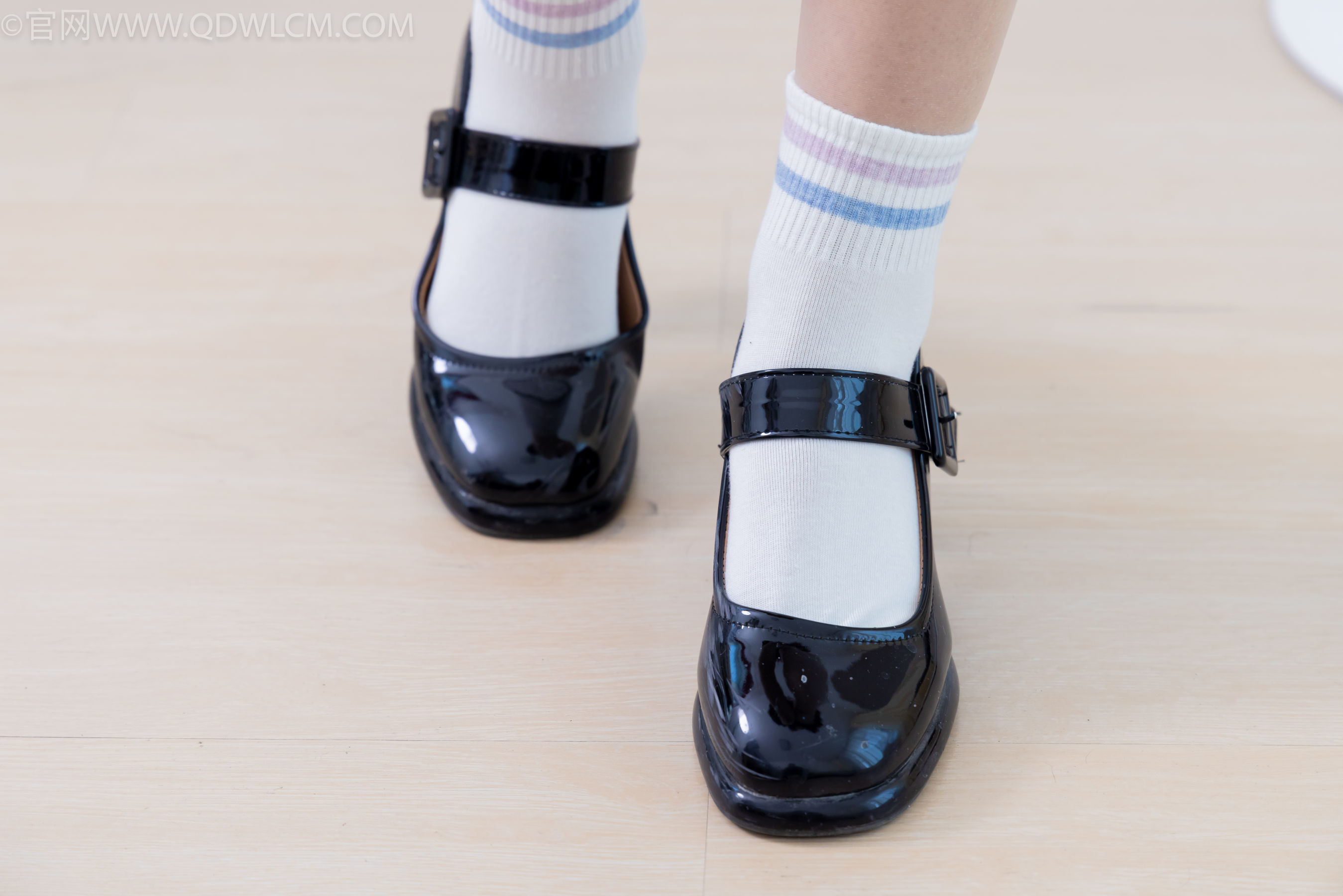 物恋传媒 No.1934 茹茹 -山茶花_第2张