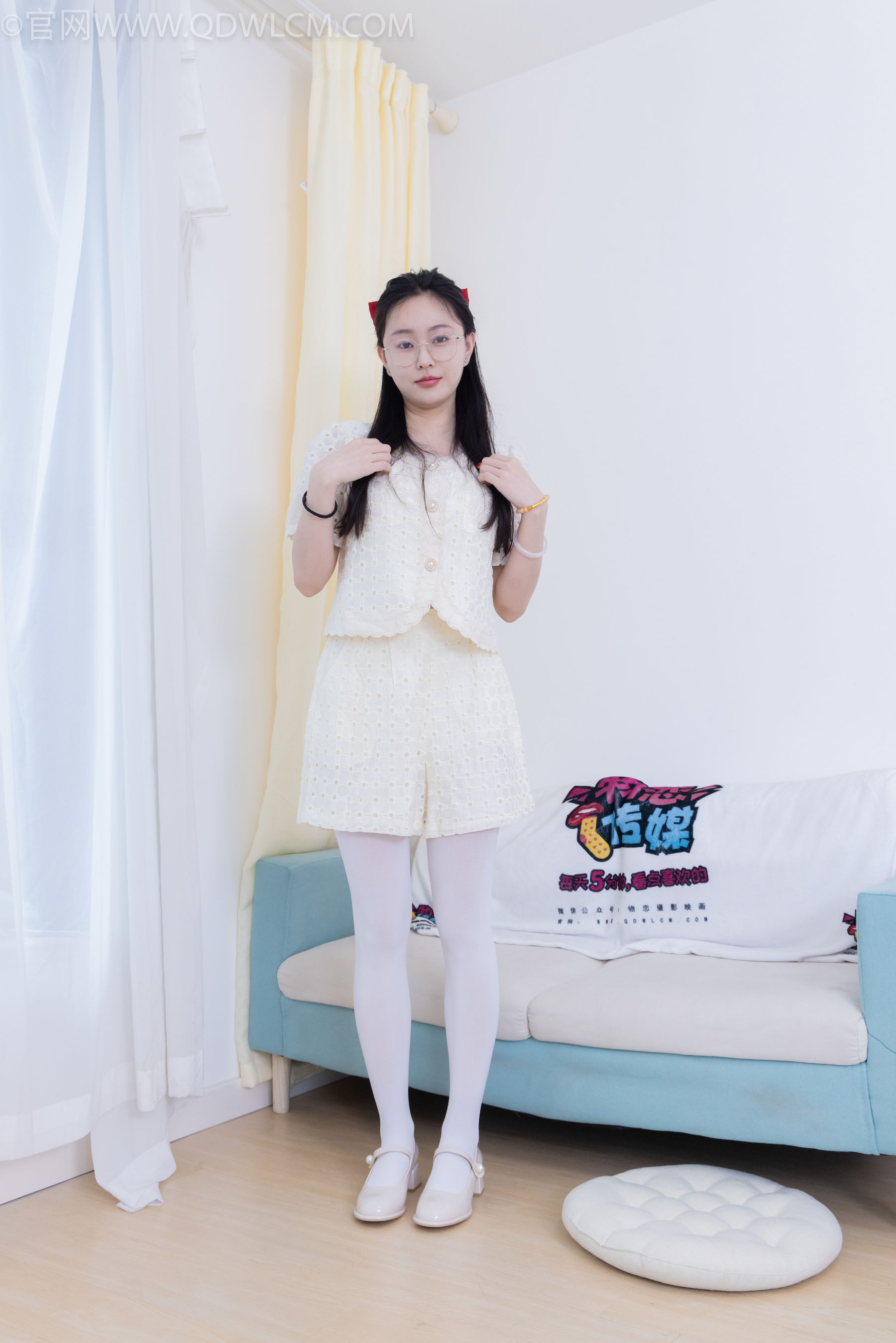 物恋传媒 No.1936 美兔 -卖火柴的小女孩_第1张