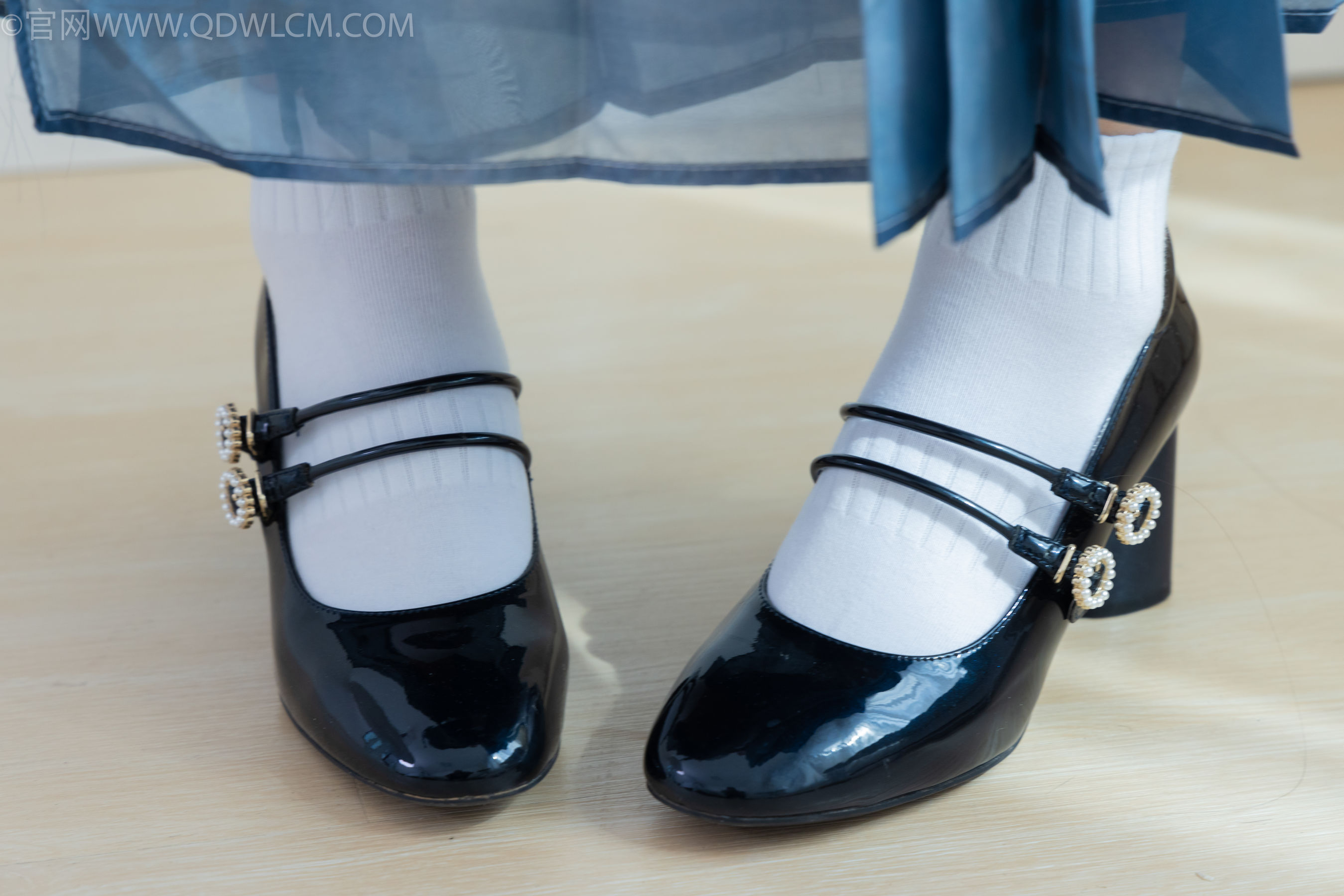 物恋传媒 No.1938 小竹 -清明雨上_第2张