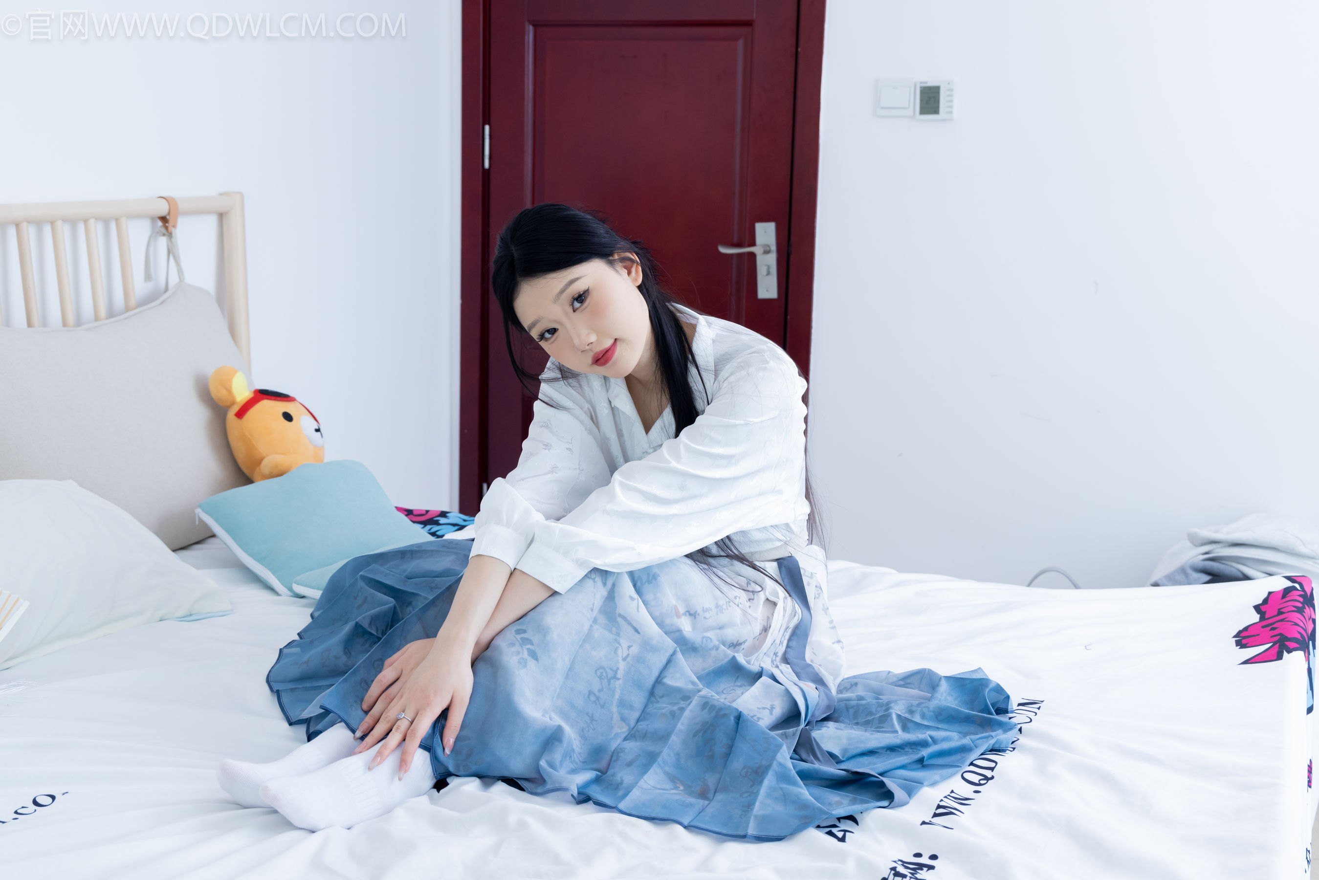 物恋传媒 No.1938 小竹 -清明雨上_第3张