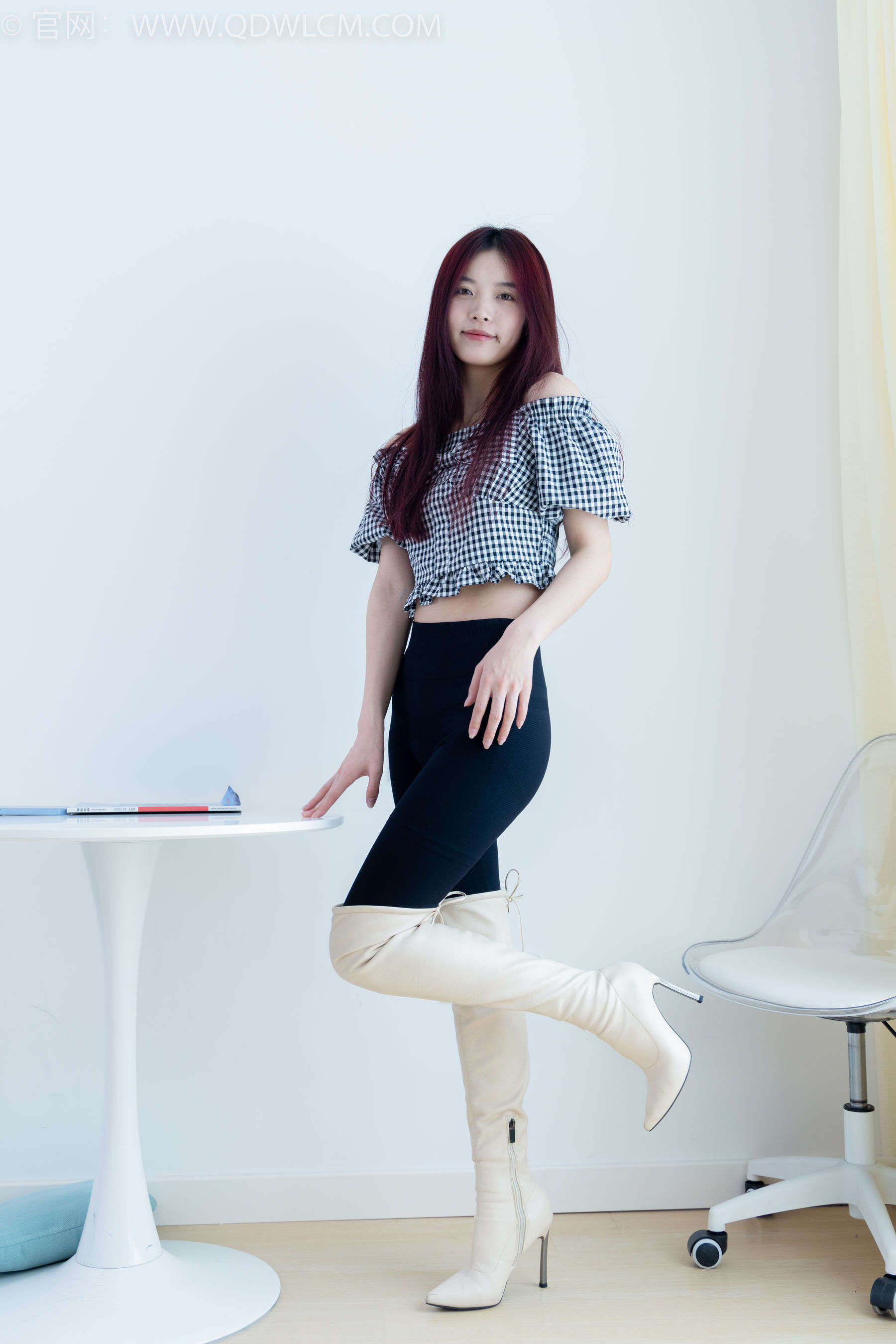 物恋传媒 No.1948 茯苓 -莺歌燕舞_第1张