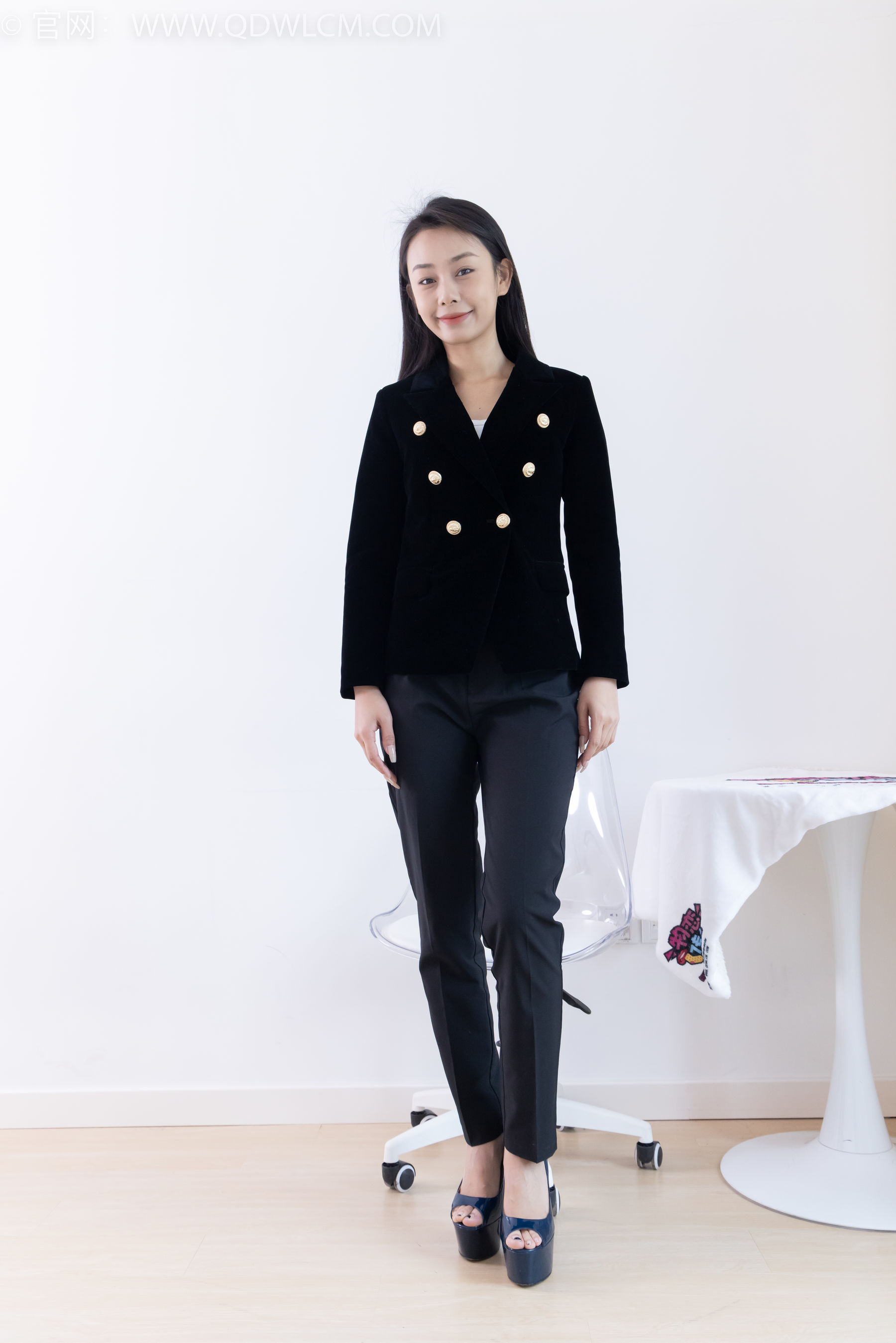 物恋传媒 No.1954 岚岚 -悲伤情歌_第1张