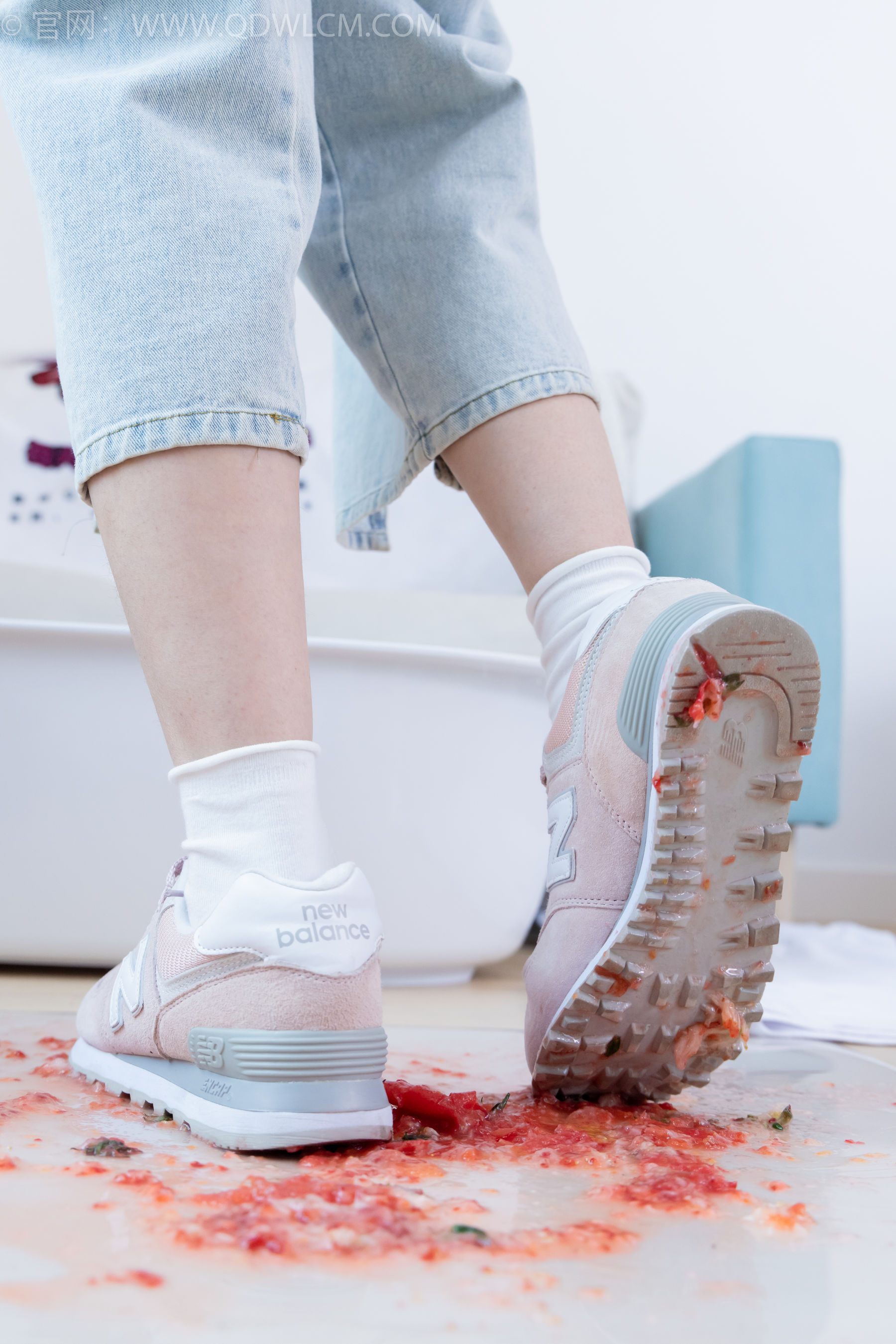 物恋传媒 No.1961 菜菜 -树的纹路_第4张