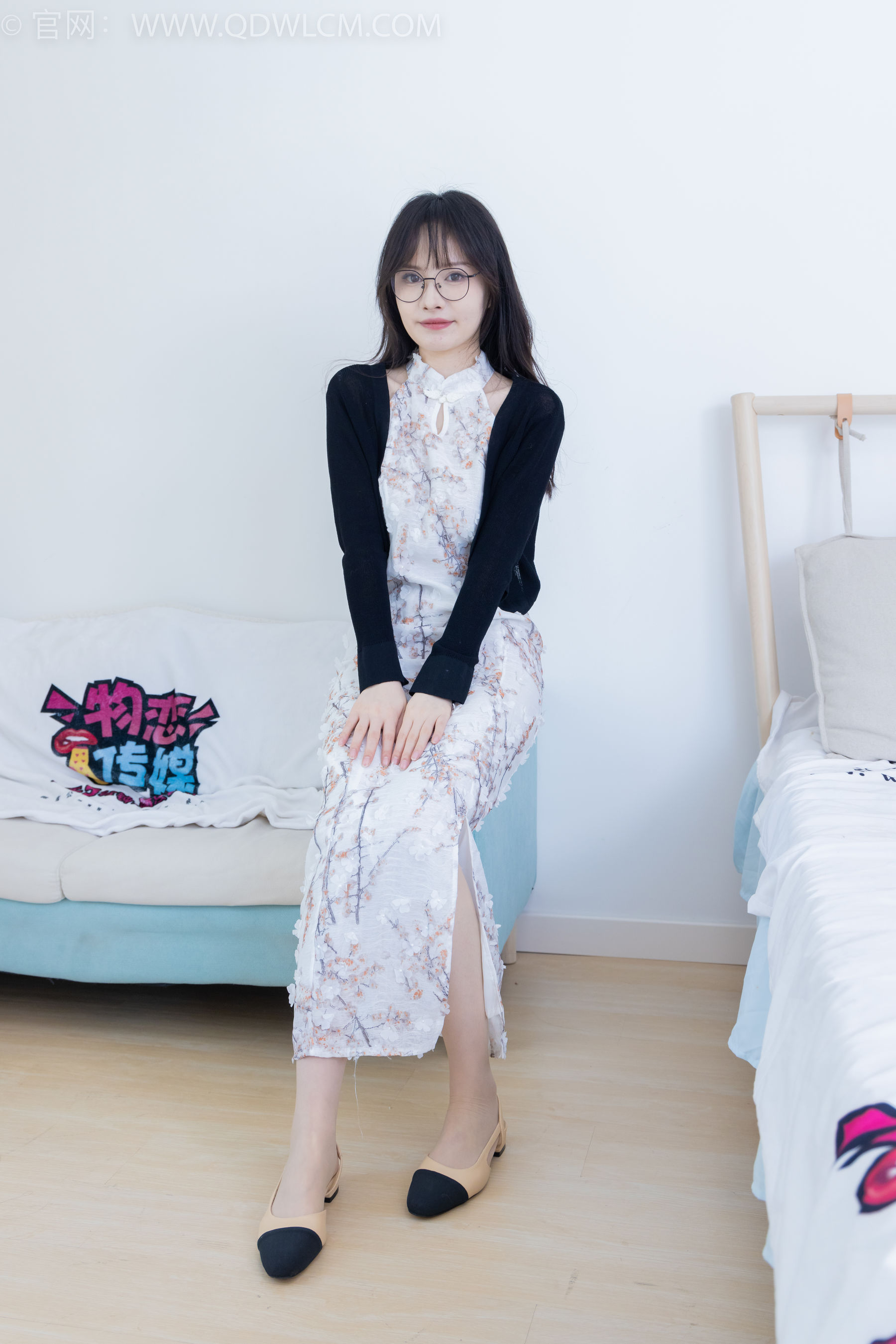 物恋传媒 No.1968 小酒 -迟来的春天_第1张