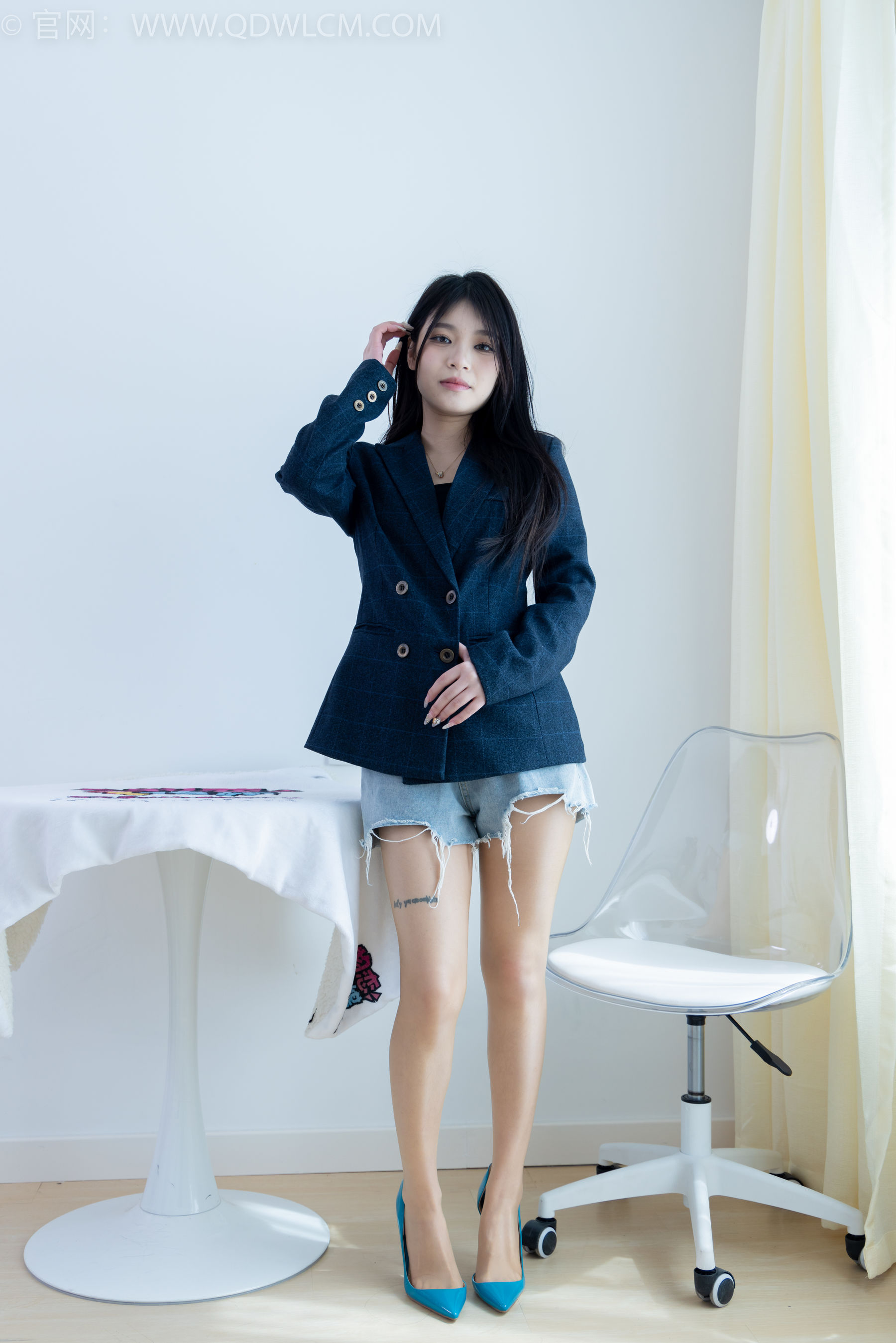 物恋传媒 No.1972 闪闪 -诗的结尾_第1张