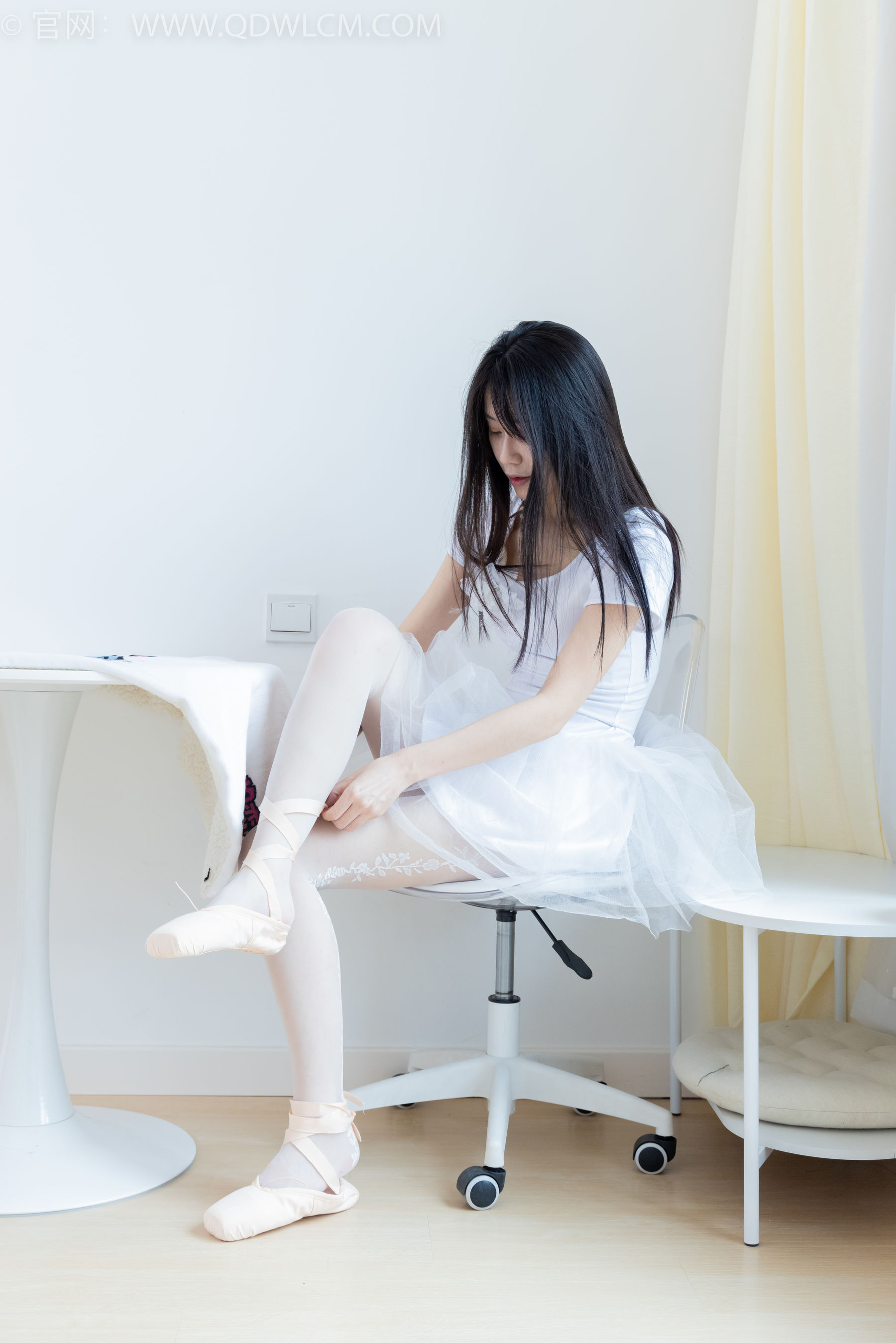 物恋传媒 No.1987 菜菜 -最好的时光_第1张