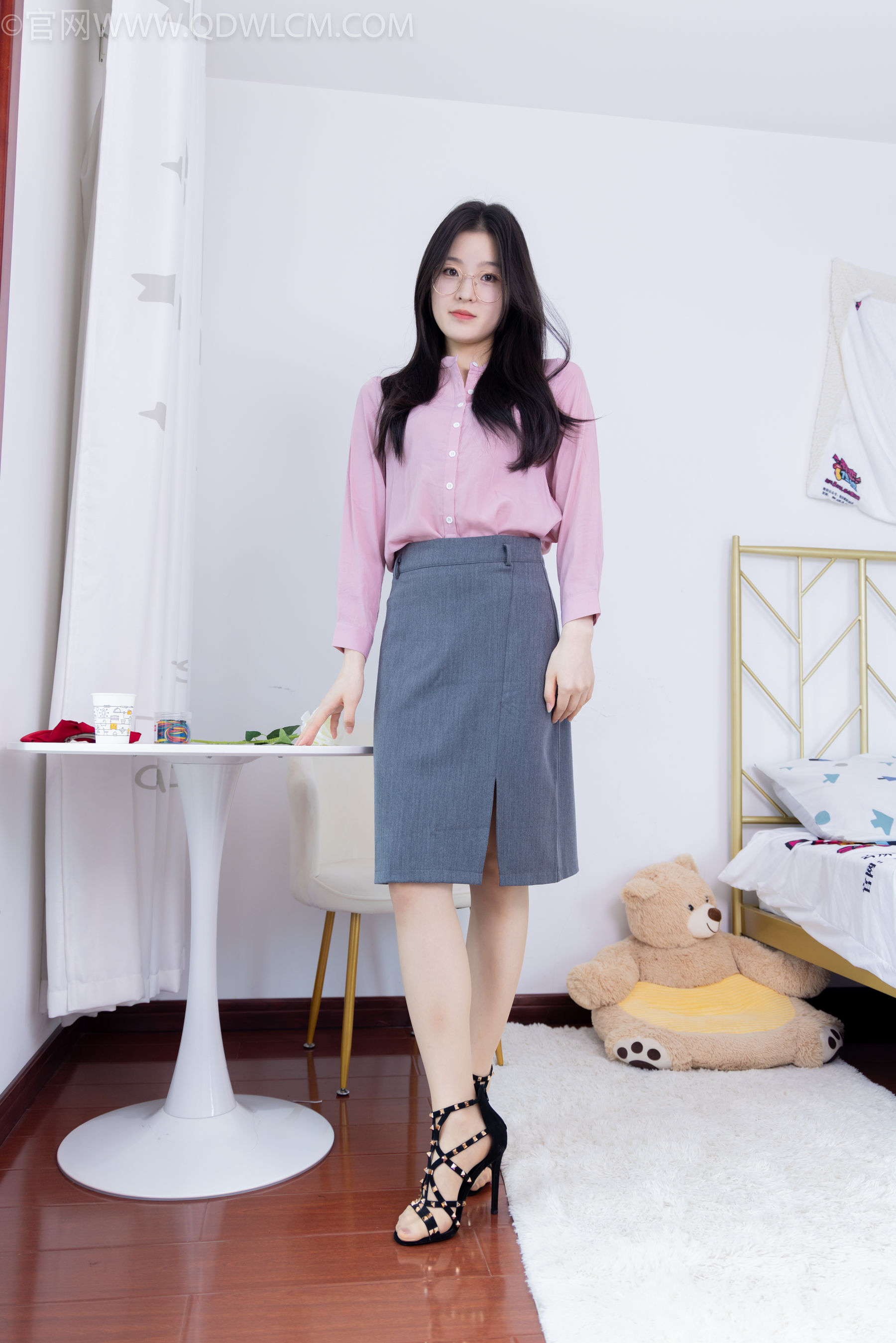 物恋传媒 No.1996 青柠 -酒窝浅浅_第1张