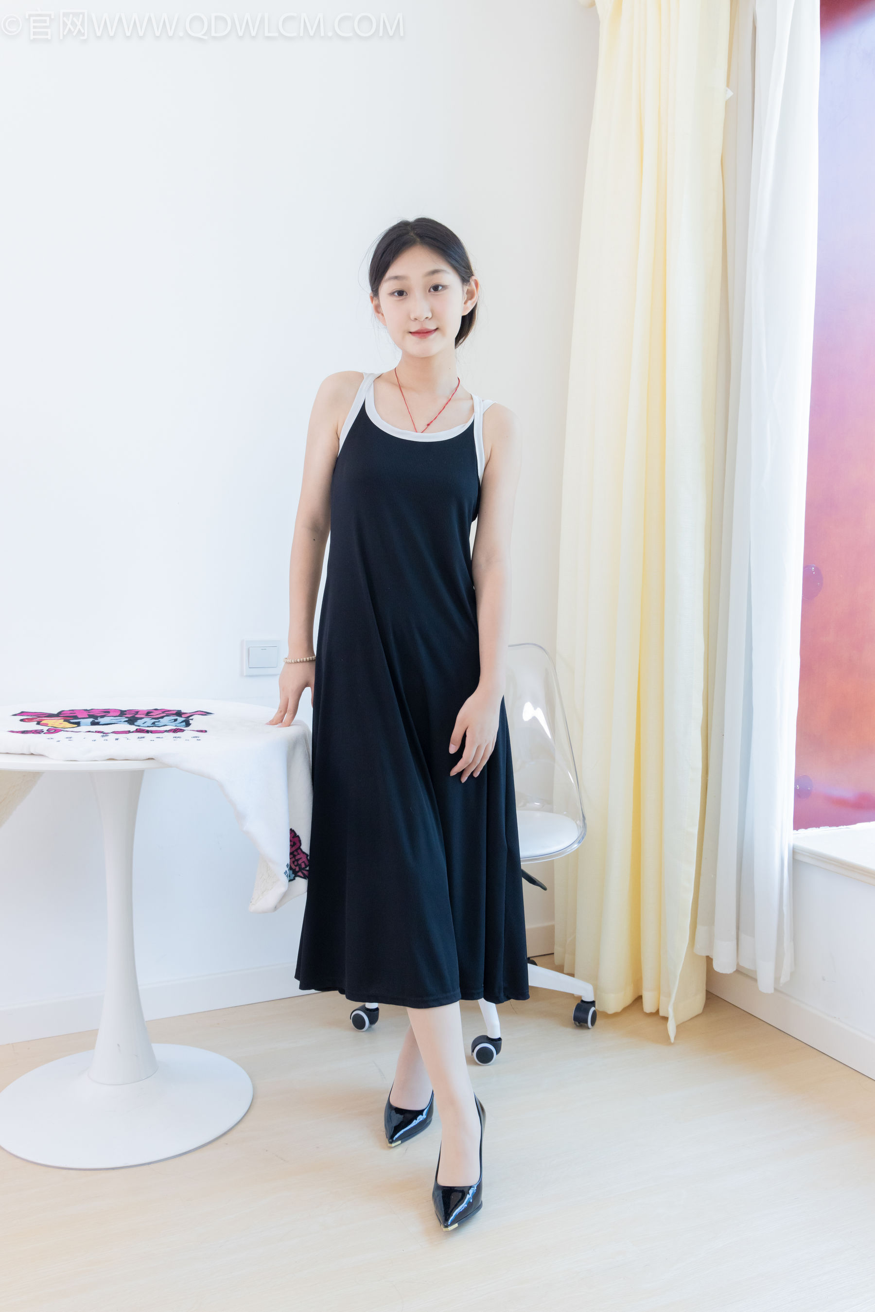 物恋传媒 No.1998 豆沙 -新人驾到_第1张