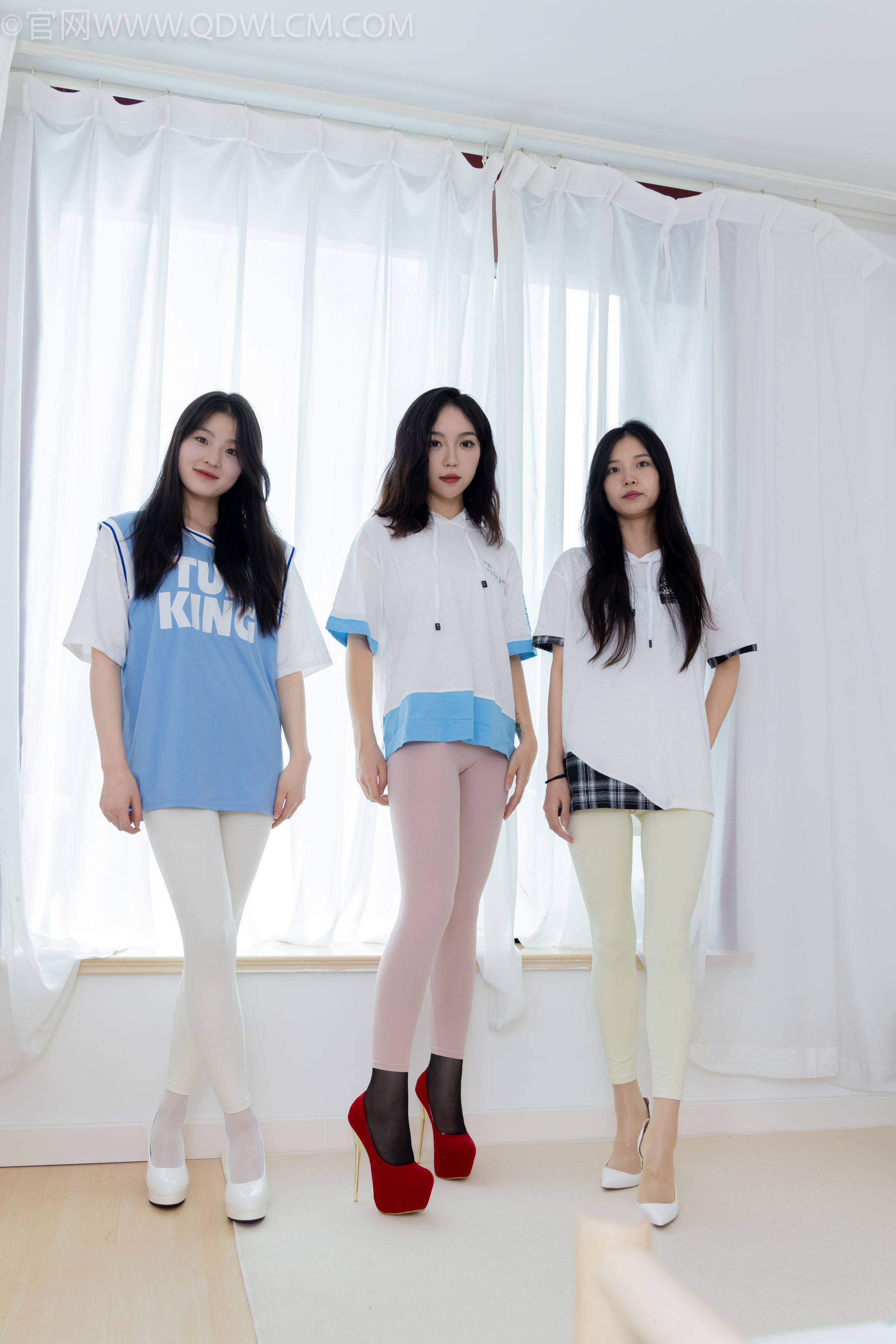 物恋传媒 No.2000 茯苓&纱纱&青柠 感谢陪伴_第1张