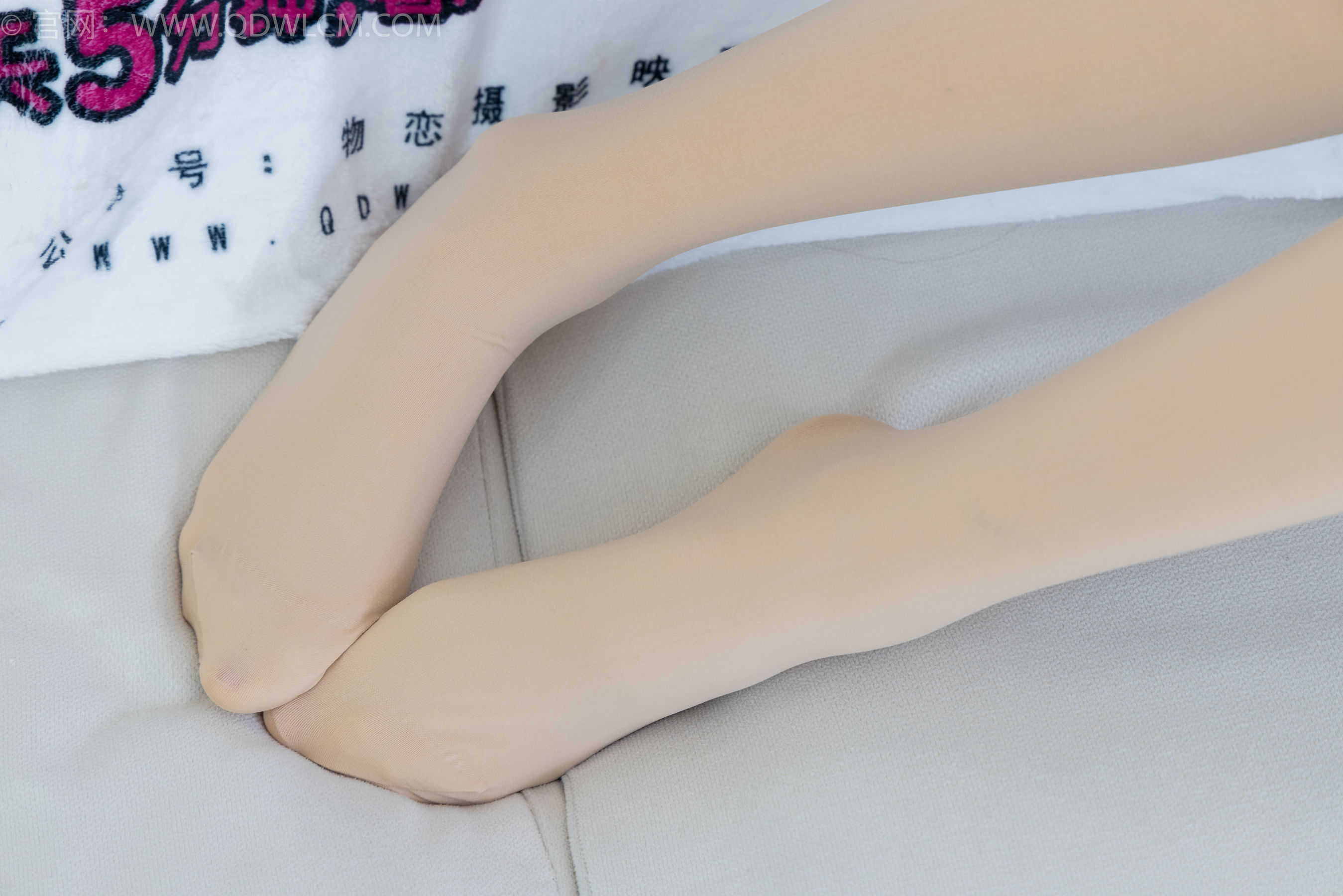 物恋传媒 No.2030 雏菊 -蜉蝣一梦_第3张