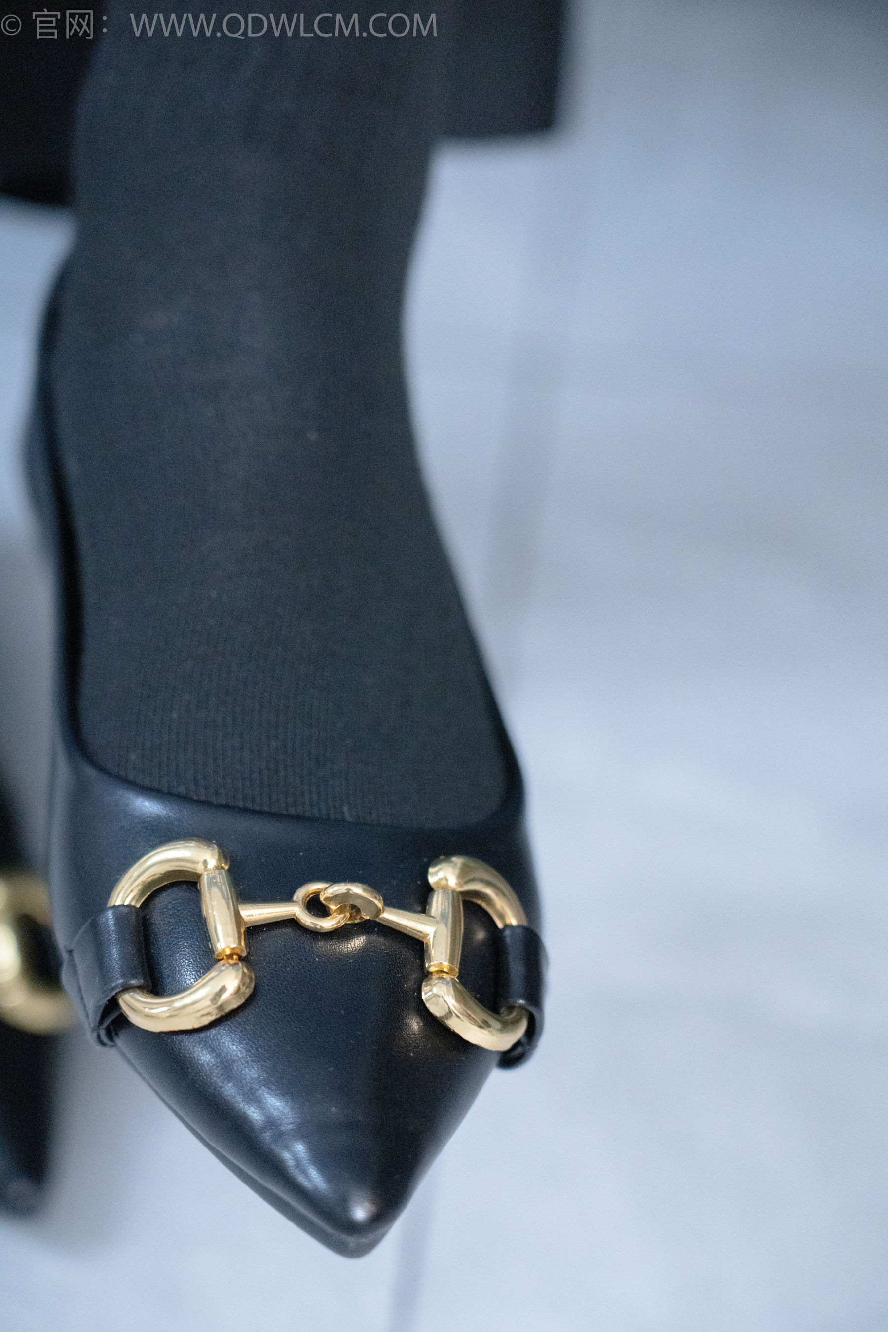 物恋传媒 No.2047 川川 -讨厌雨天_第2张