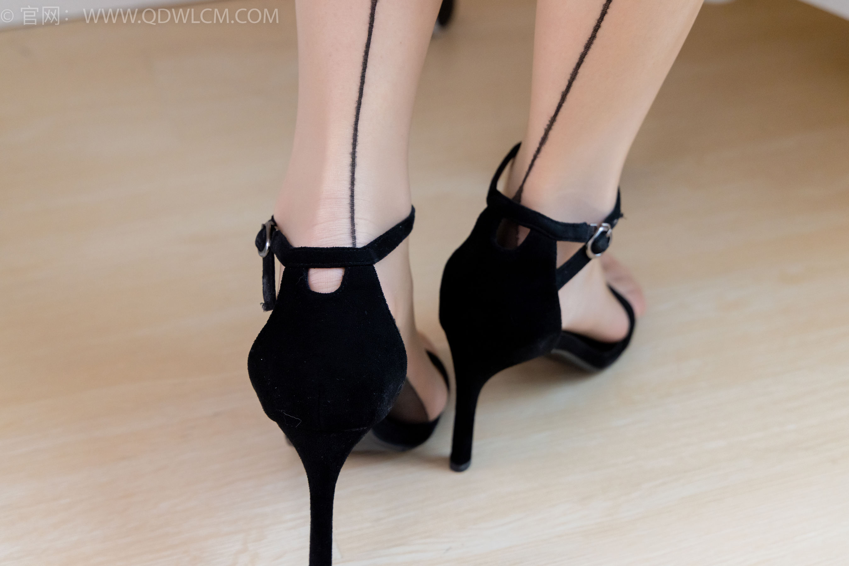 物恋传媒 No.2091 菜菜 -烟花璀璨_第3张