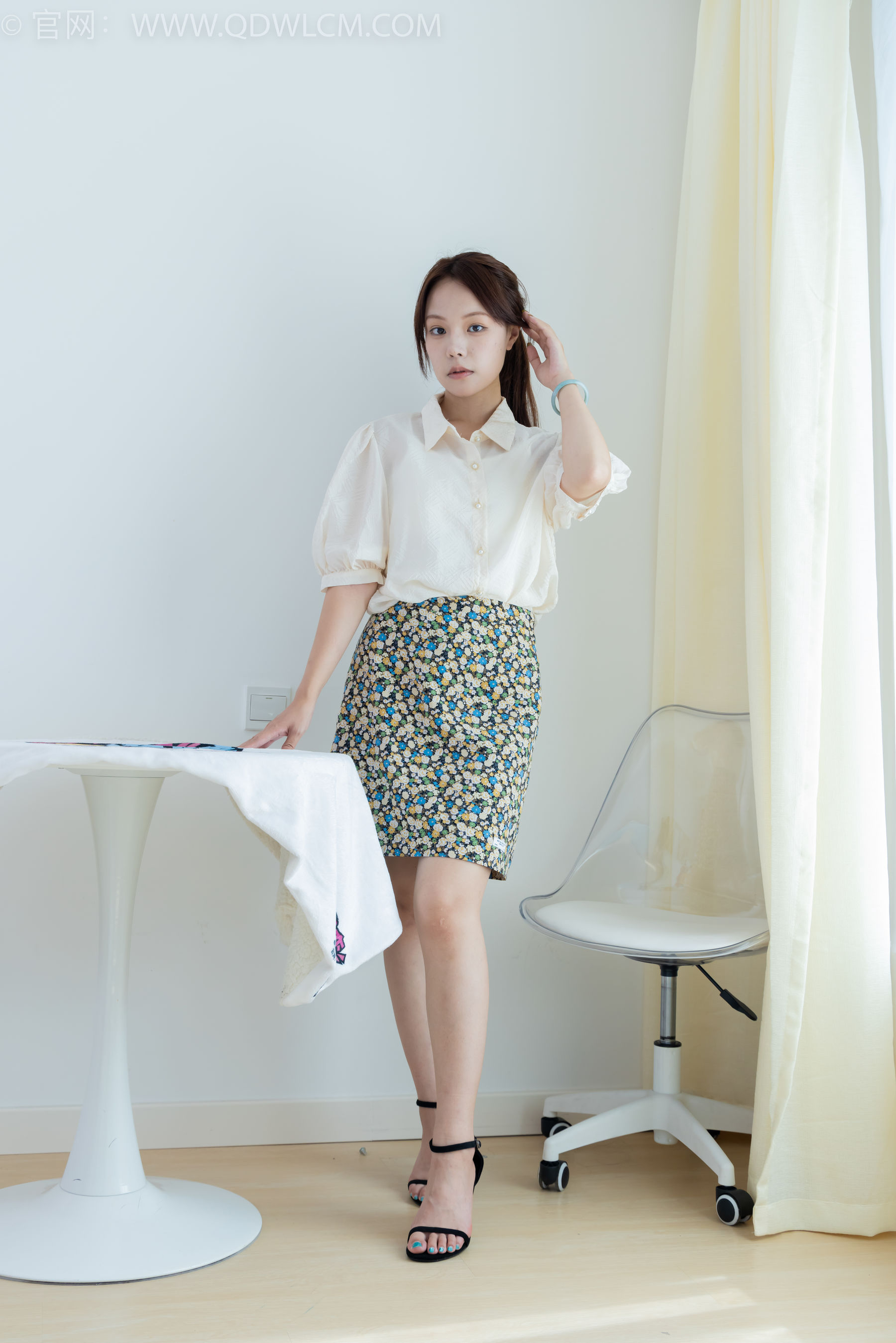 物恋传媒 No.2127 舒舒 - 心底的眷恋_第1张