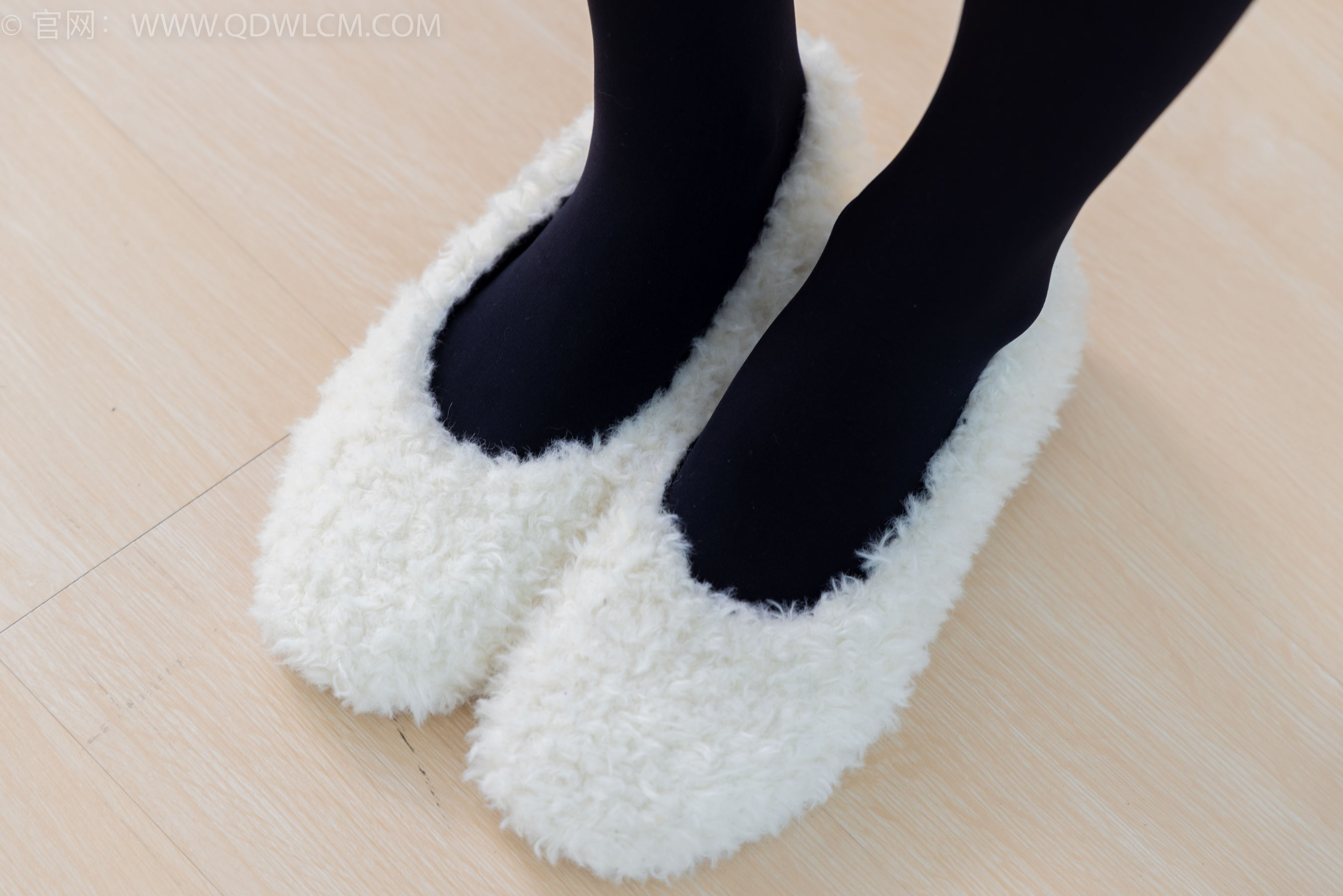 物恋传媒 No.2137 茯苓 -一起出逃_第2张