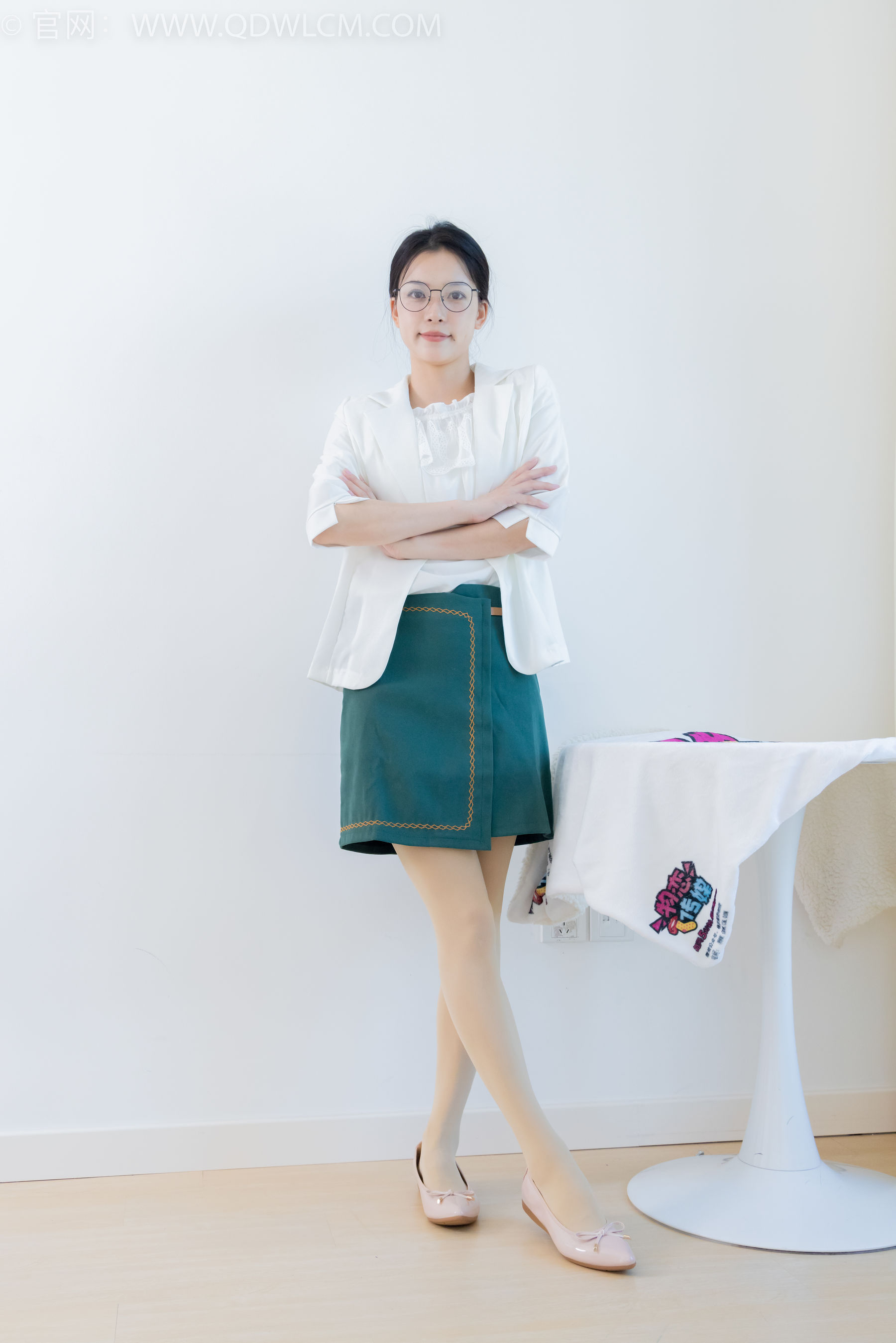 物恋传媒 No.2157 茯苓 -明亮而不刺眼_第1张