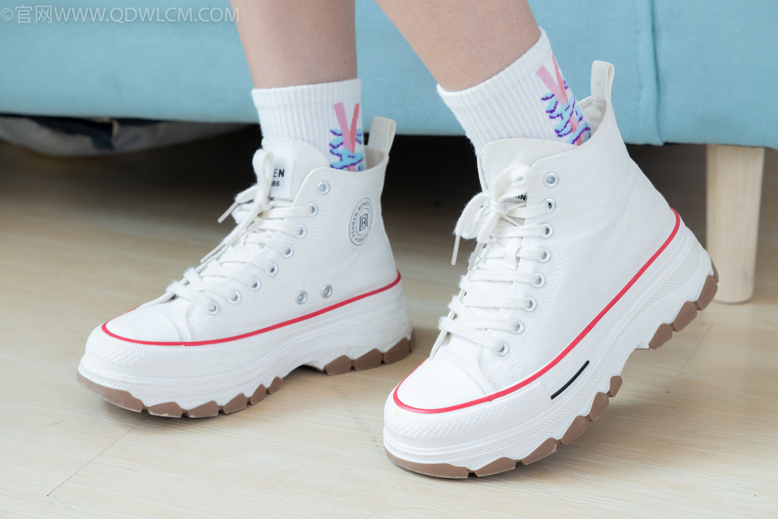 物恋传媒 No.2161 樱桃 -粉红色彩_第2张