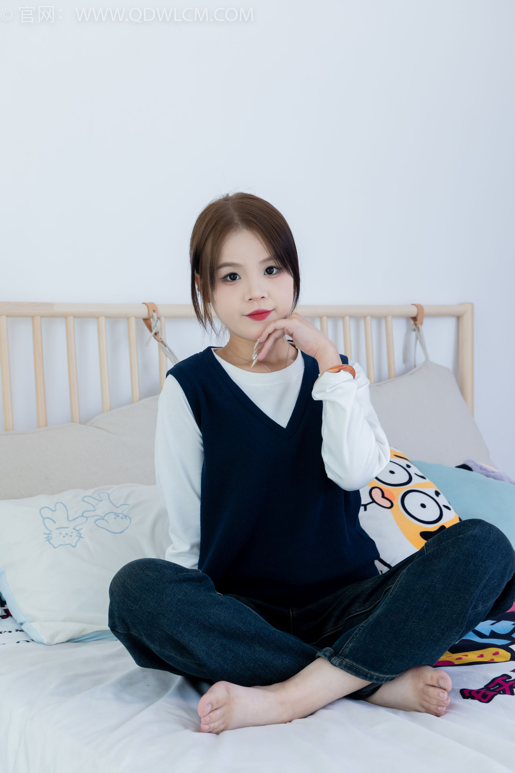 物恋传媒 No.2174 小芙 -飘落的枫叶_第3张