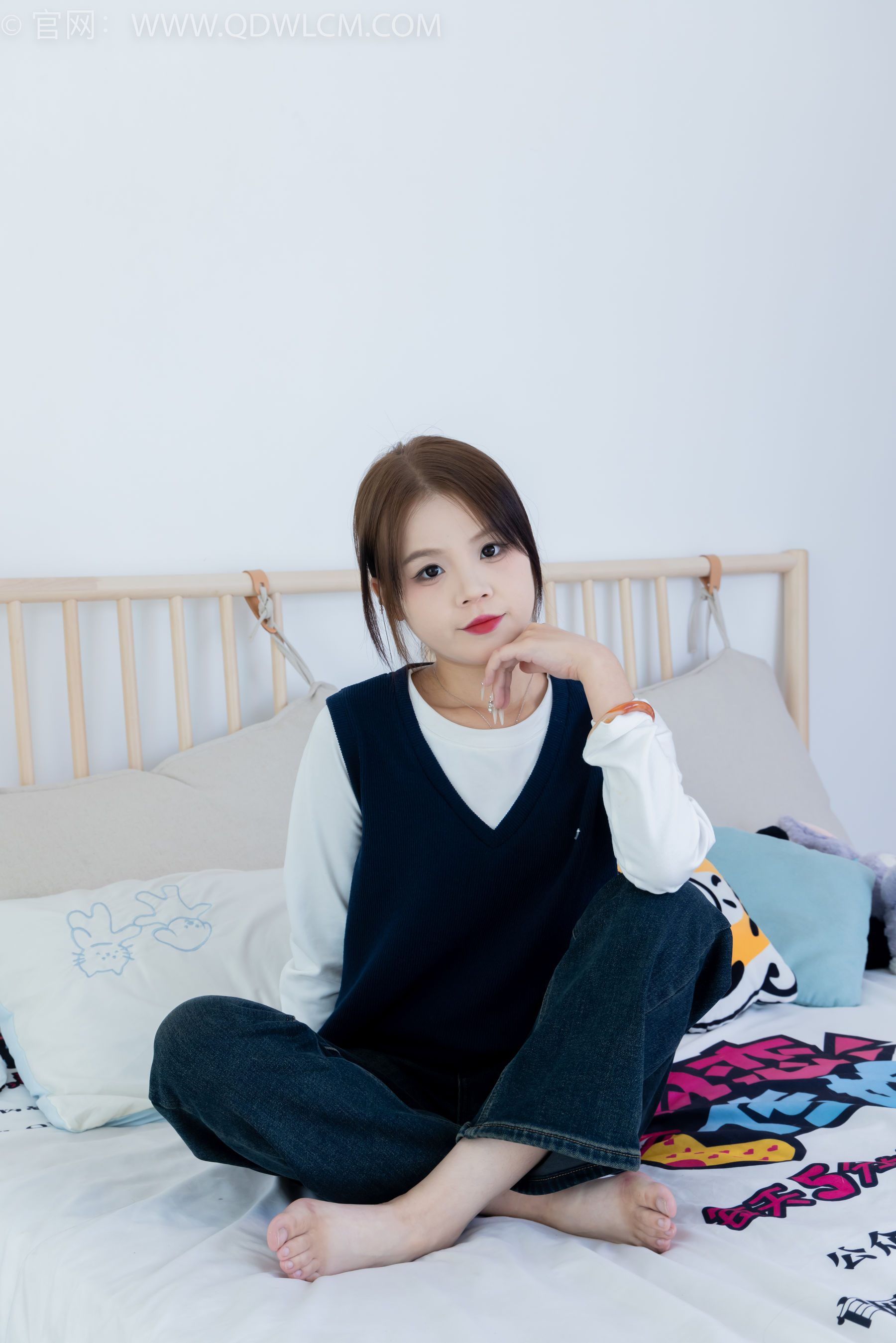 物恋传媒 No.2174 小芙 -飘落的枫叶_第4张