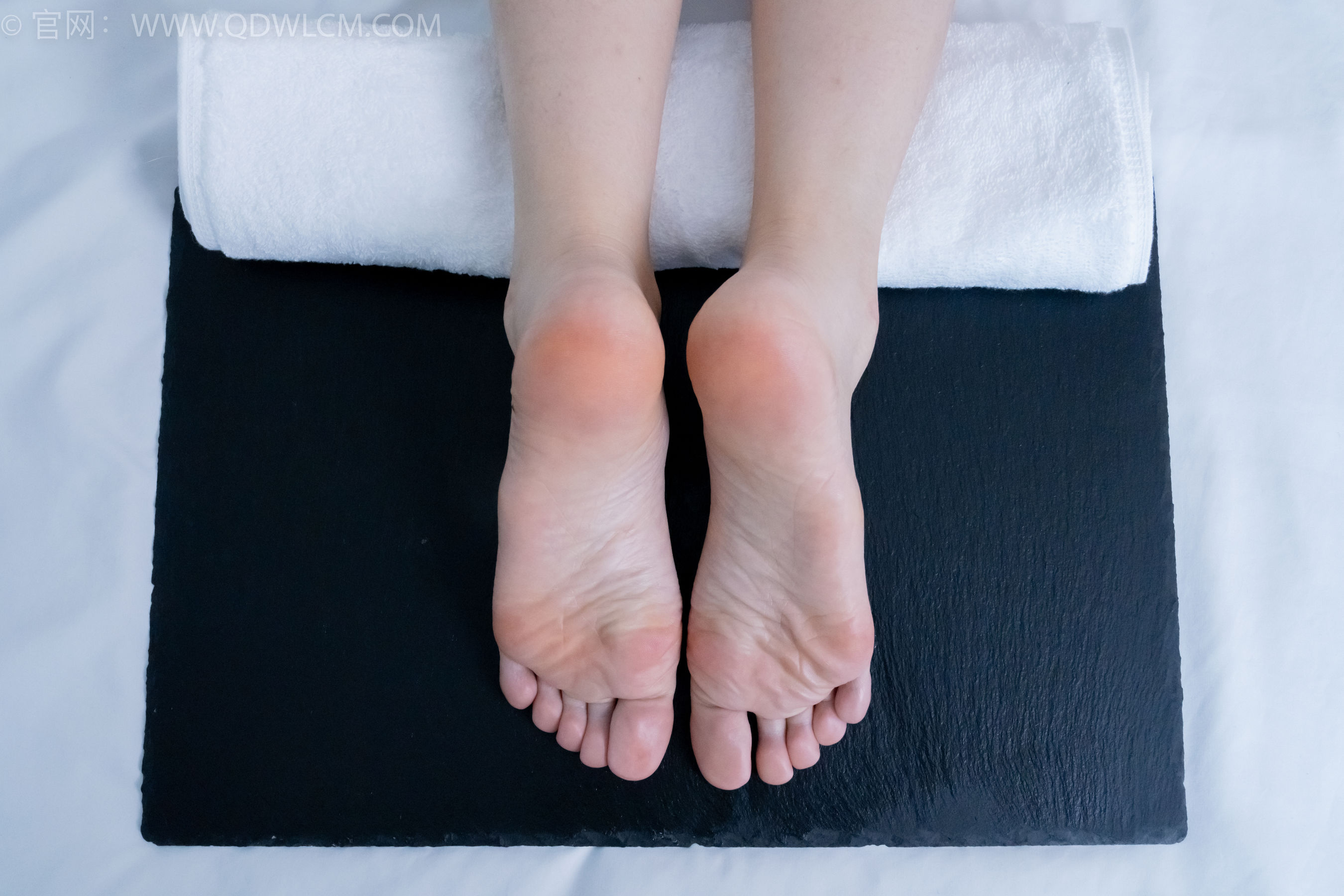 物恋传媒 No.2198 菜菜 - 手中的沙_第4张