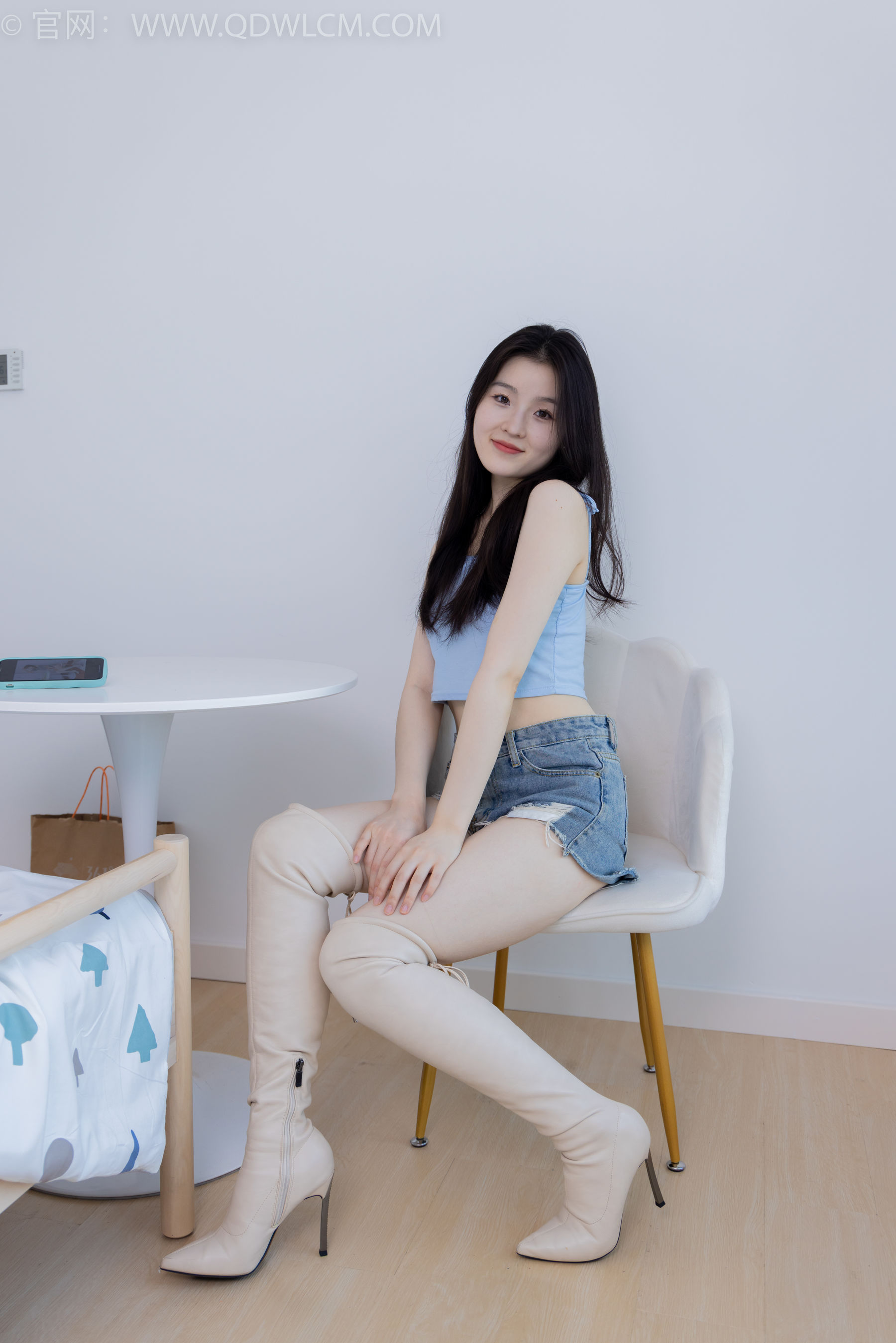 物恋传媒 No.2207 青柠 - 火红的夕阳_第2张